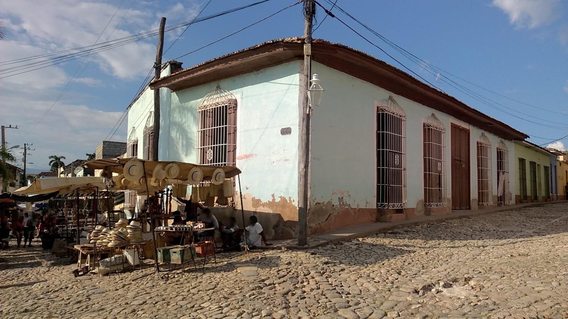 Street view near Hostal El Marqués de Carabaca, Trinidad