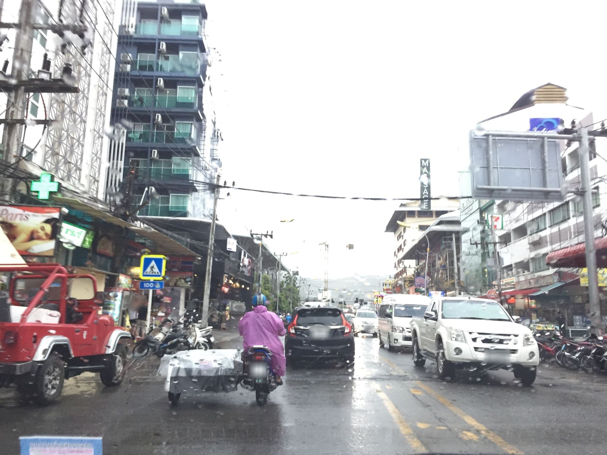 Street view near Mirage Rooftop Swimming Pool, Patong — © chiaki33 (CC BY-SA · Mapillary)