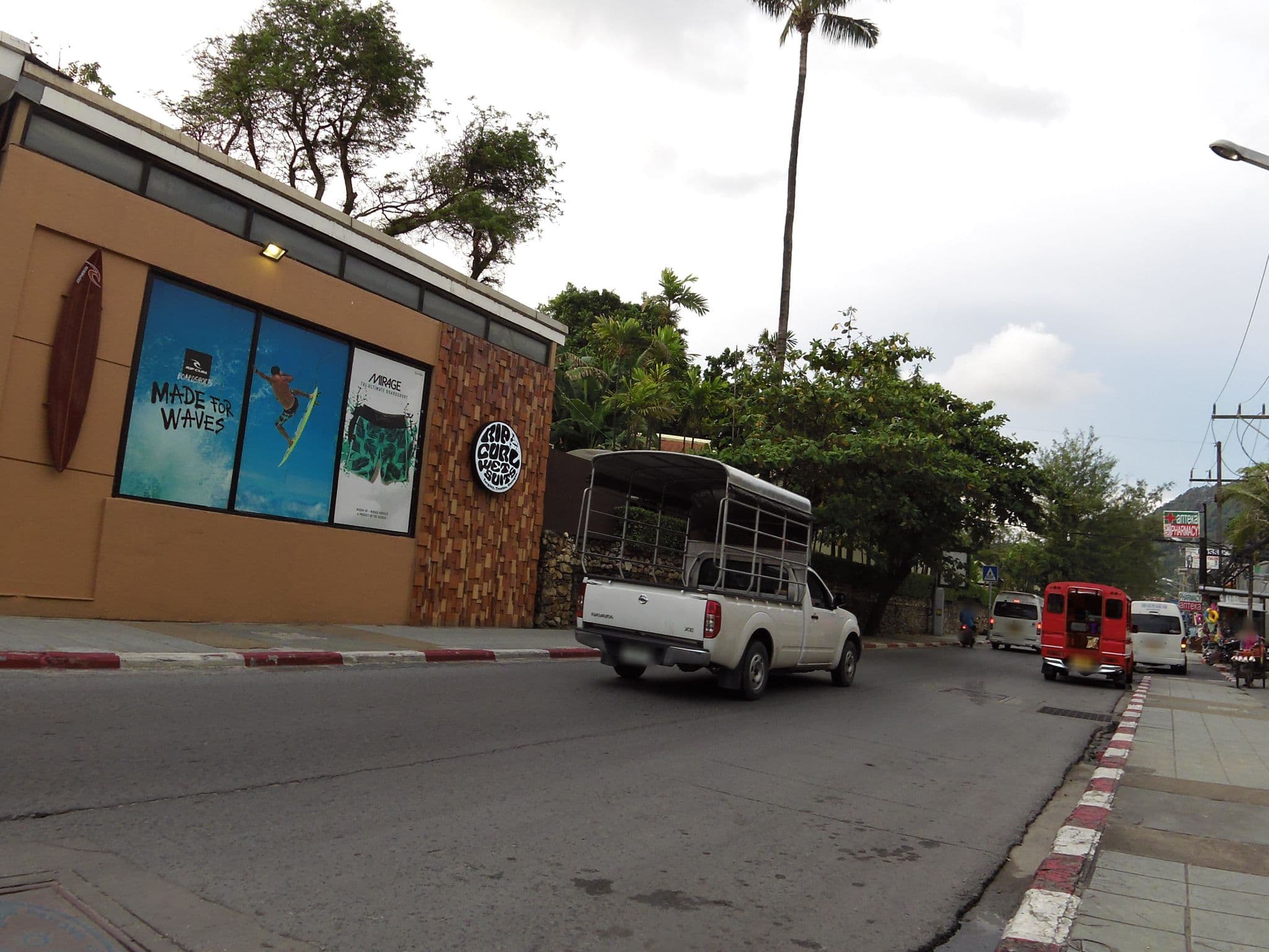 Street view near BearPacker Patong Hostel, Patong — © skillsy (CC BY-SA · Mapillary)