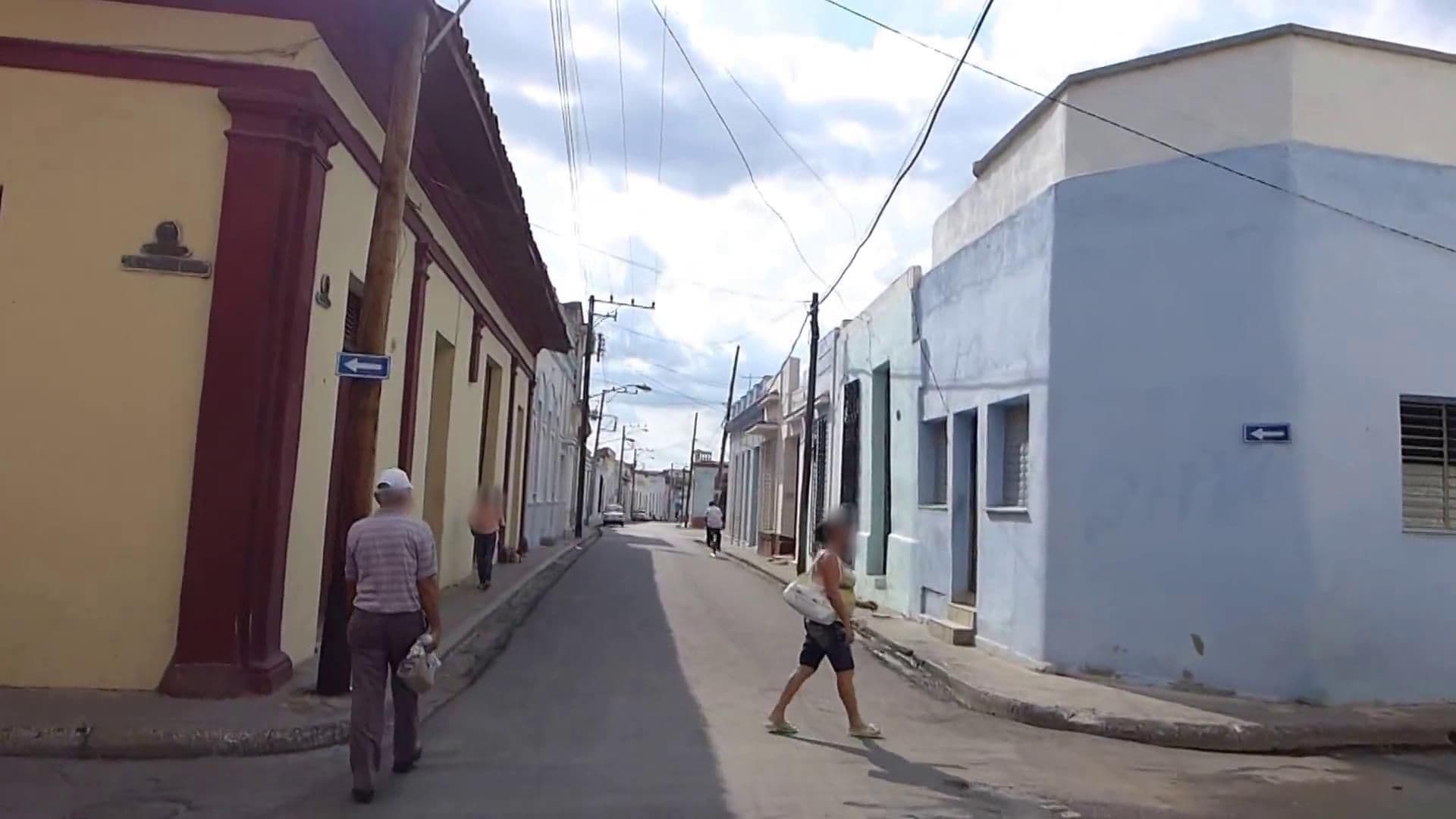 Street view near House La China, Camagüey