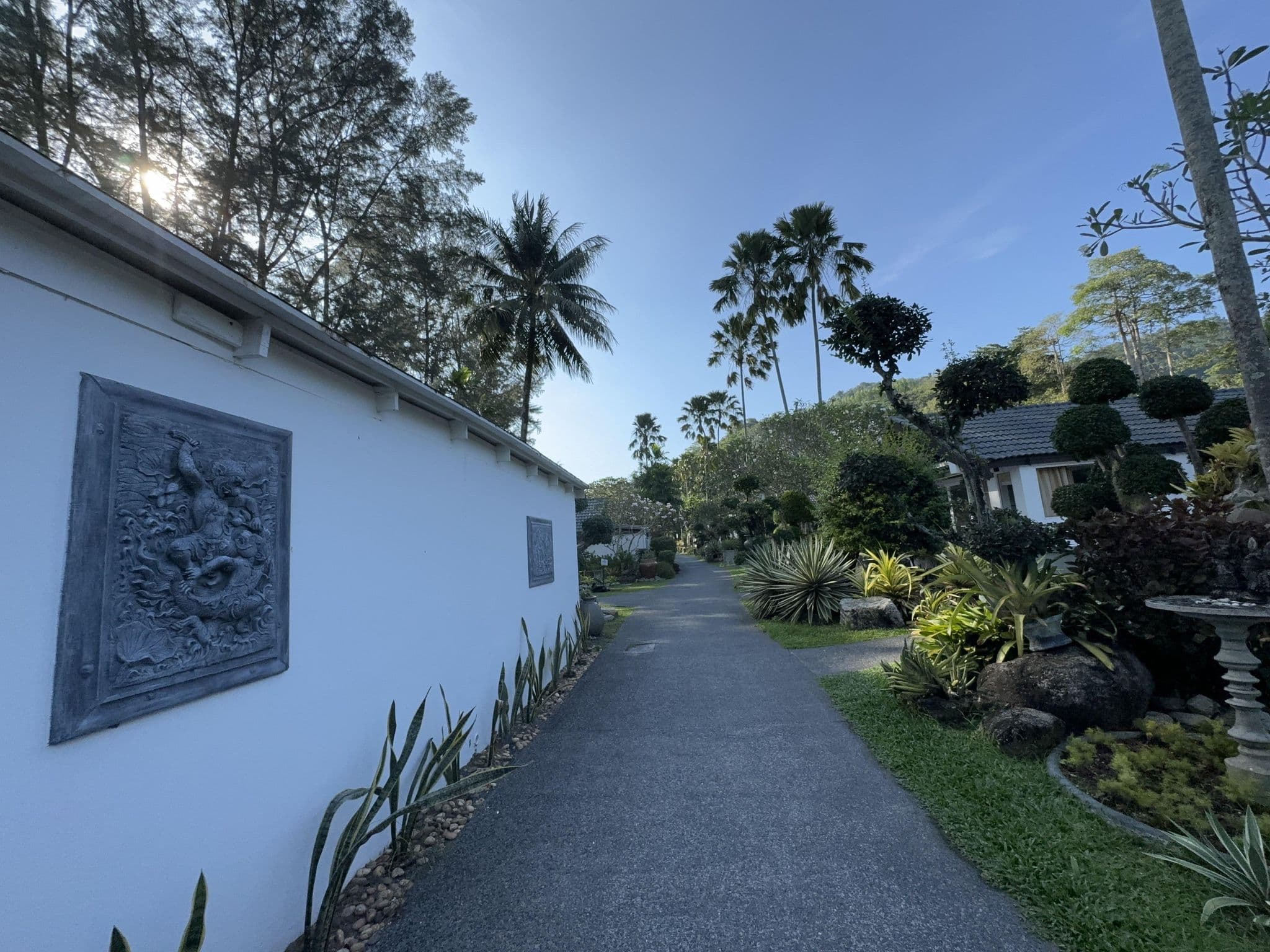 Street view near Beach Cottage, Ban Kamala — © filipb (CC BY-SA · Mapillary)