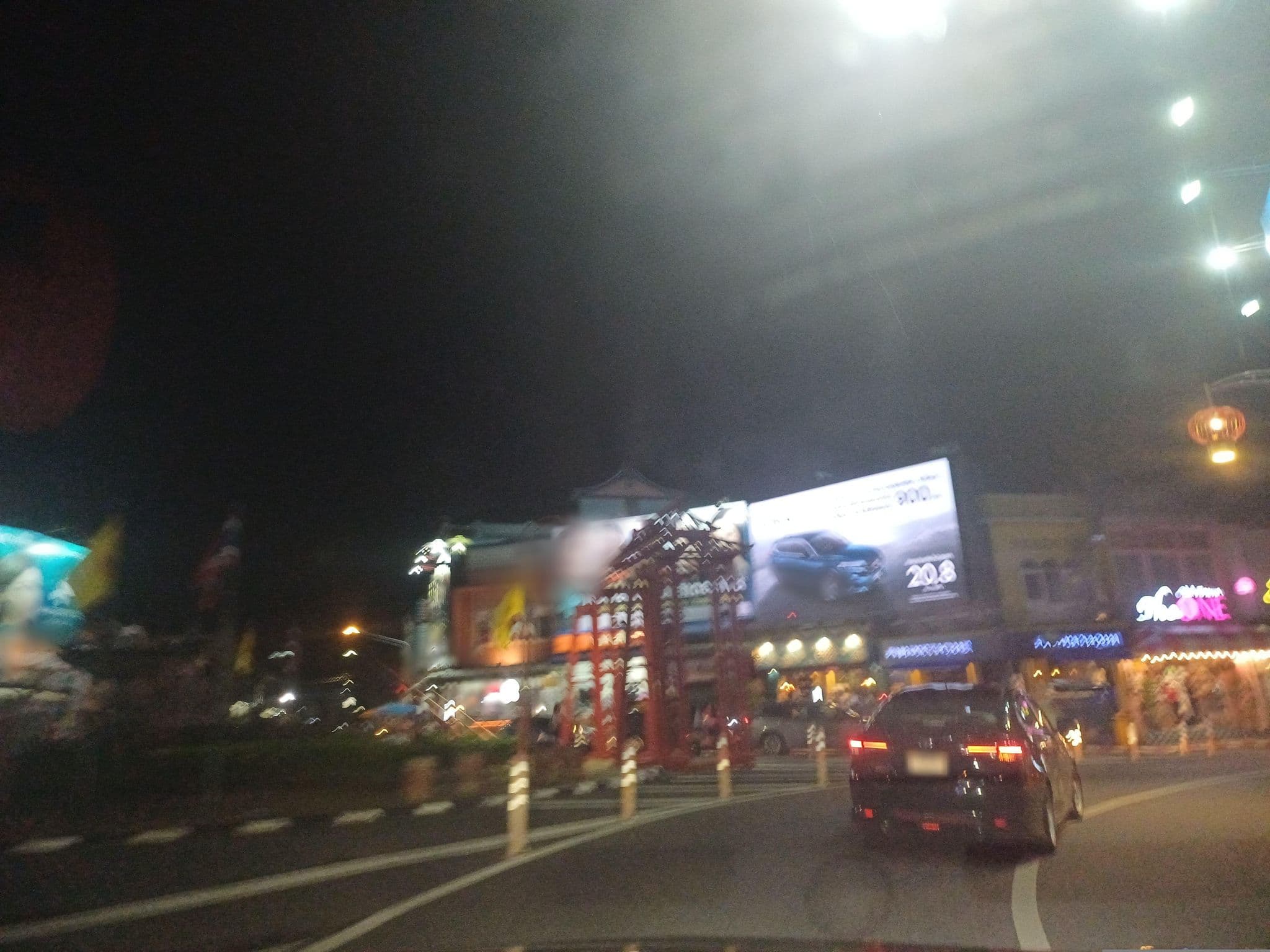 Street view near ชิโนเทล, Ban Talat Nua — © EakMor (CC BY-SA · Mapillary)