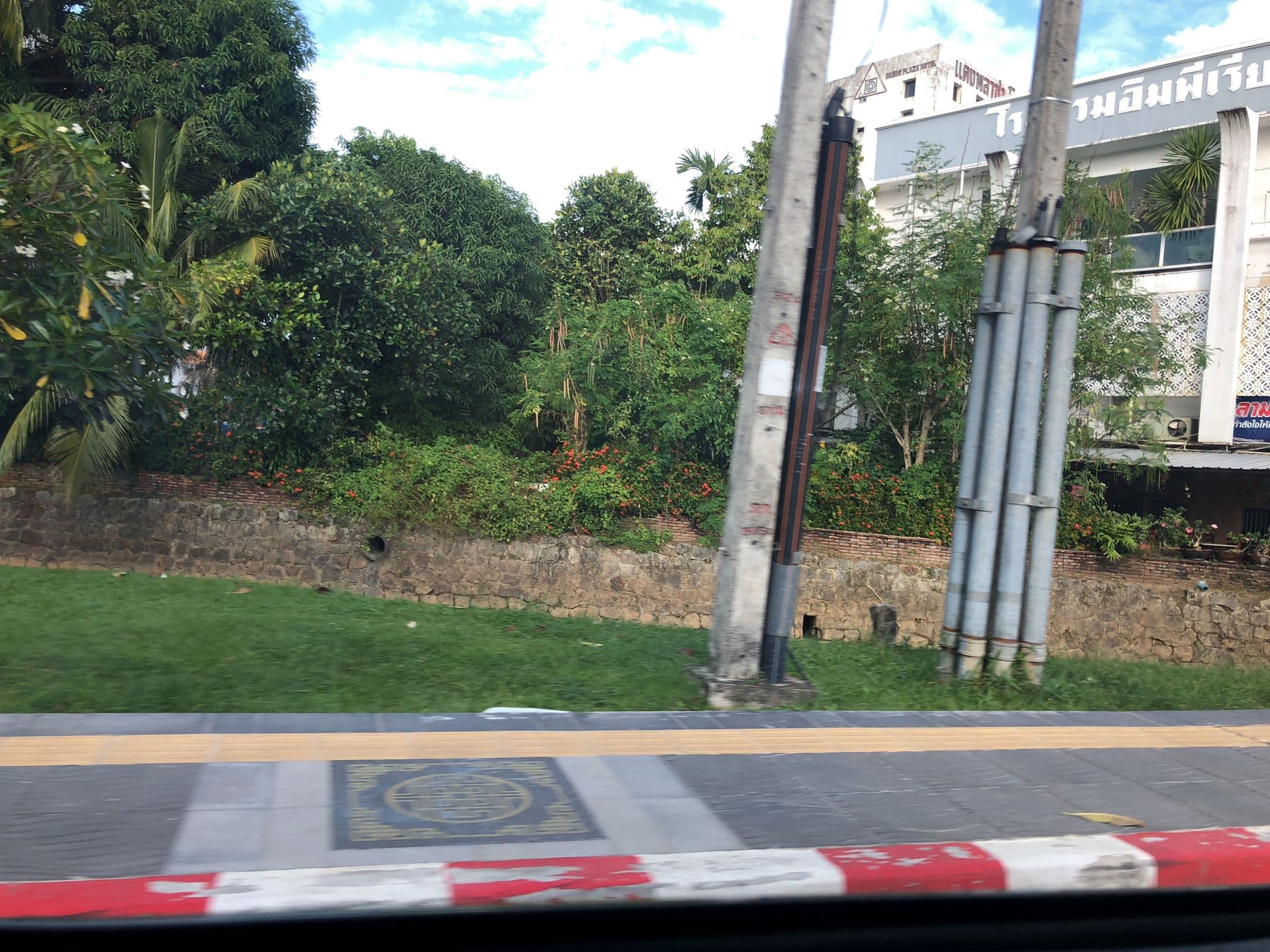 Street view near Quip design phuket hotel, Ban Talat Nua — © pimpitcha (CC BY-SA · Mapillary)