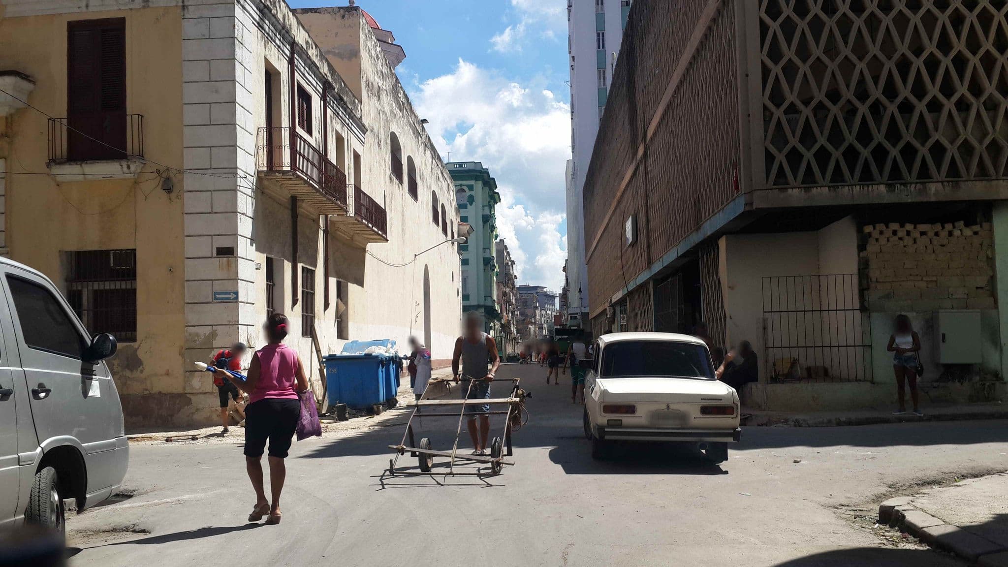 Street view near Casa Concordia, Centro Habana — © havana (CC BY-SA · Mapillary)