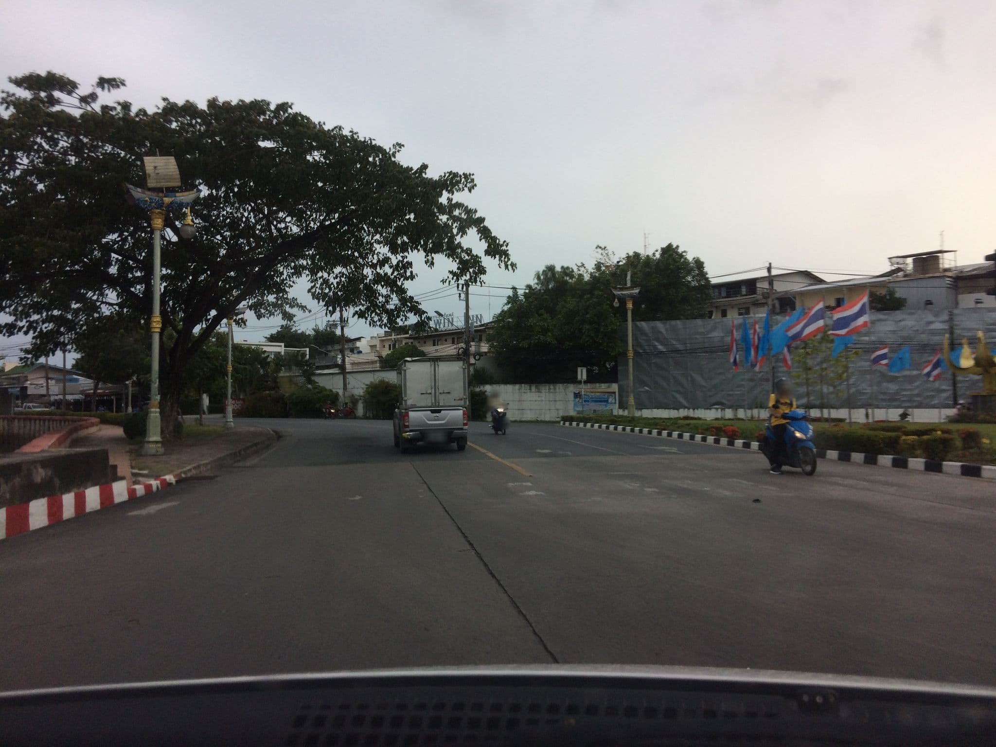 Street view near Sunwest Apartment, Ban Talat Nua — © pik (CC BY-SA · Mapillary)