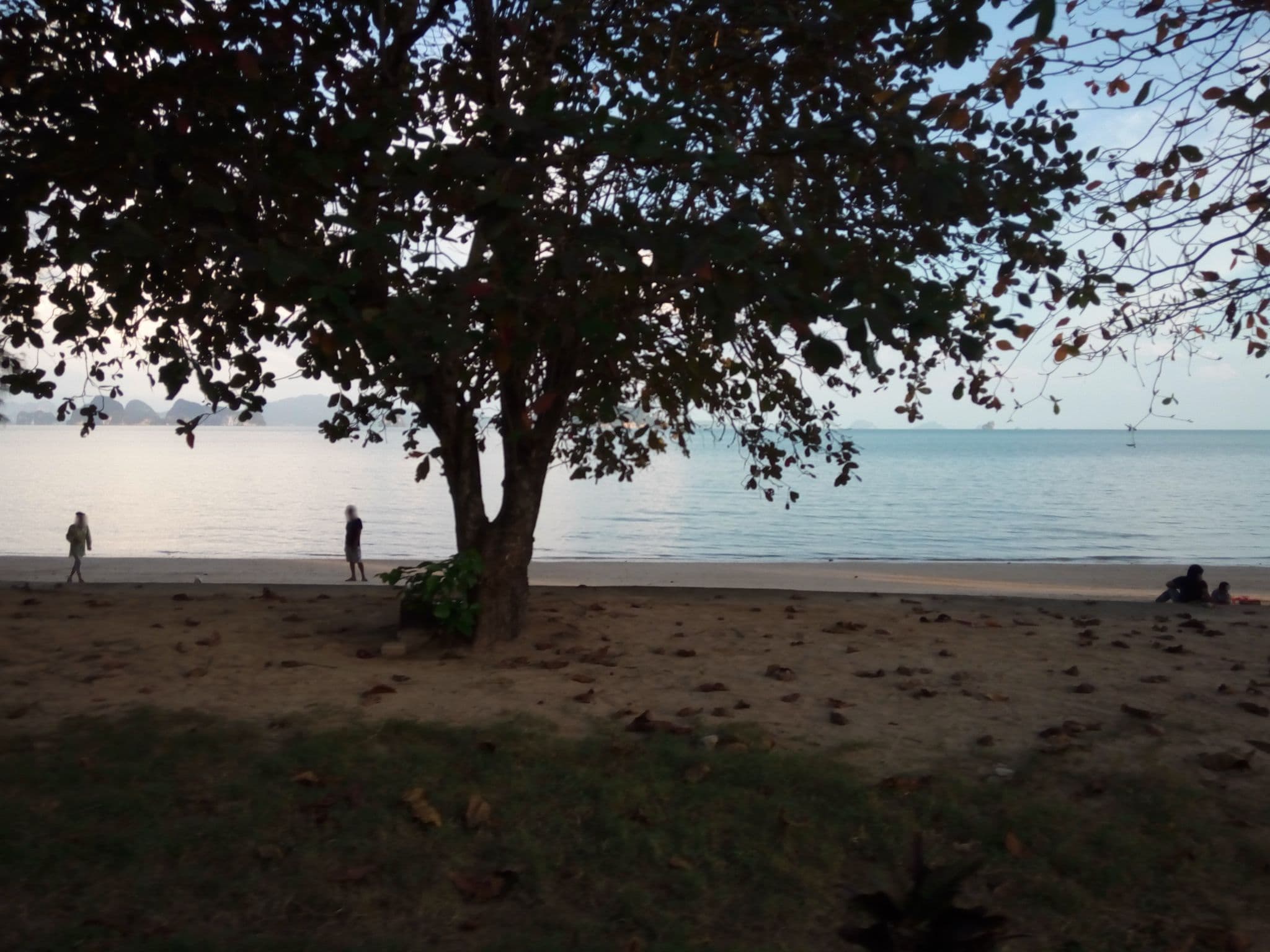 Street view near เกาะยาวชูกิจเดชอนันต์รีสอร์ท, Ban Phru Nai — © mapfool (CC BY-SA · Mapillary)