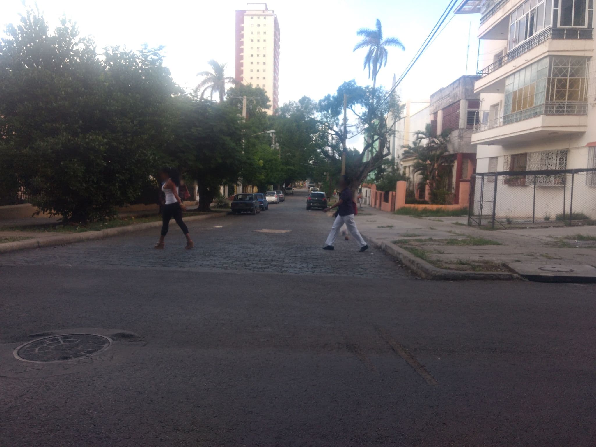 Street view near Casa Cristy y Pepe, Vedado