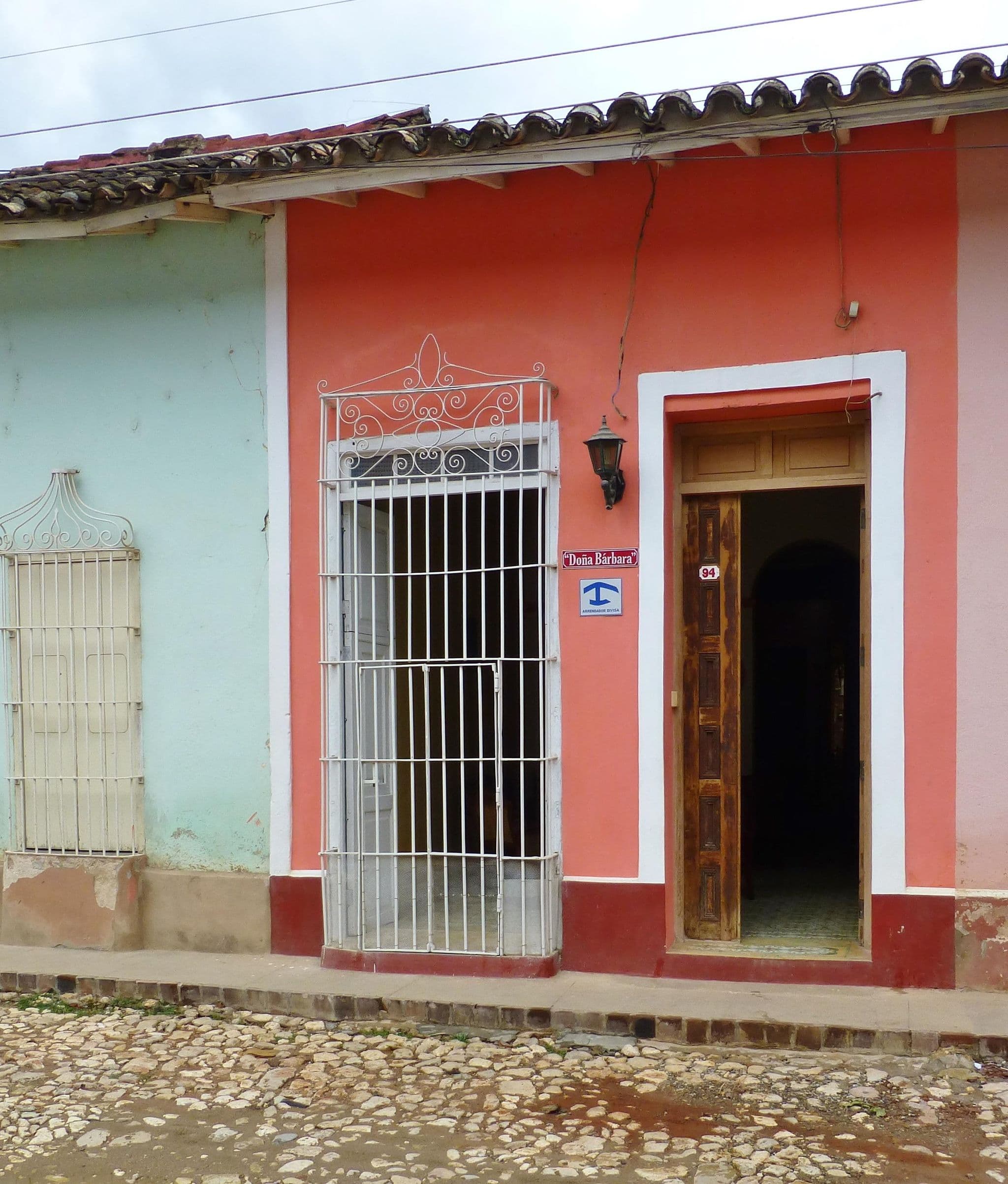 Street view near Hostal Ligia, Trinidad