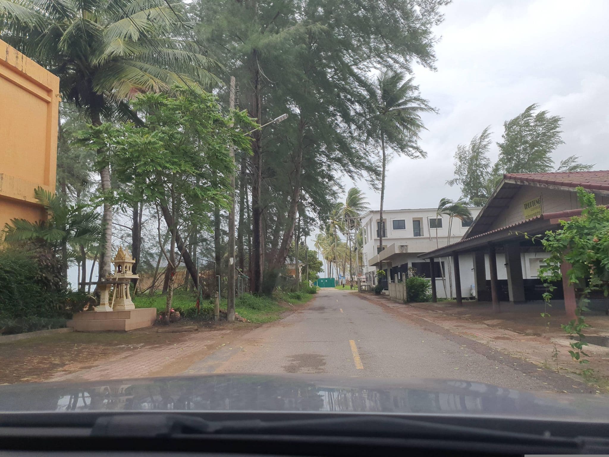 Street view near Beach Front Villa, Ban Khao Lak — © jrcarlsen (CC BY-SA · Mapillary)