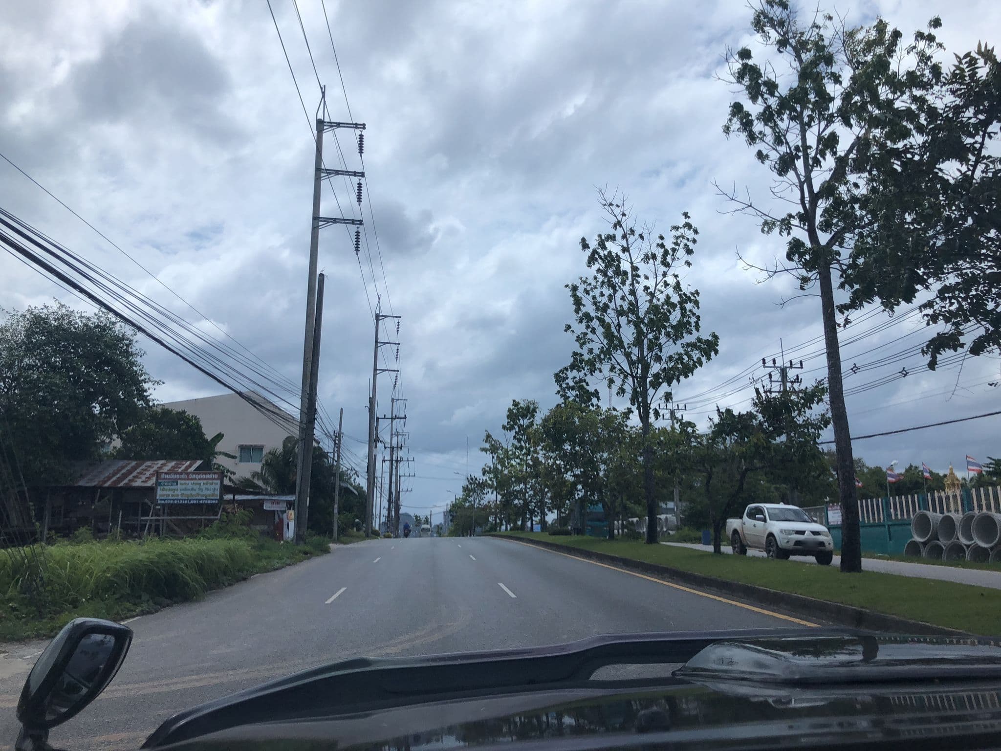 Street view near Howdy Relaxing Hotel Krabi, Krabi — © pimpitcha (CC BY-SA · Mapillary)