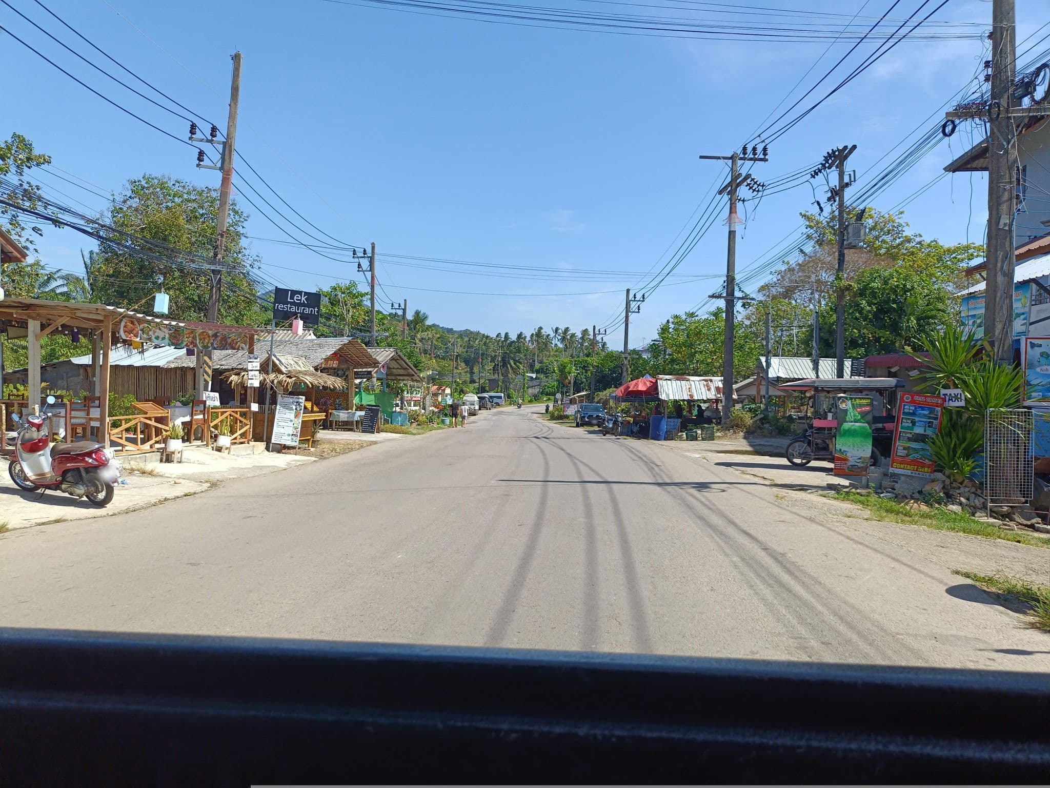 Street view near Lanta Sabai Hotel, Ko Lanta — © skillsy (CC BY-SA · Mapillary)