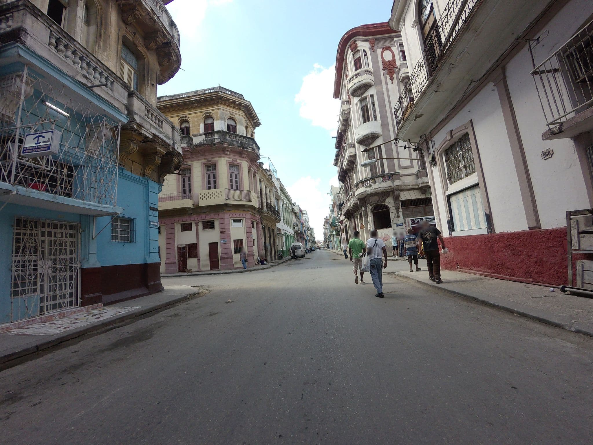 Street view near La Perla de Escobar, Centro Habana — © havana (CC BY-SA · Mapillary)