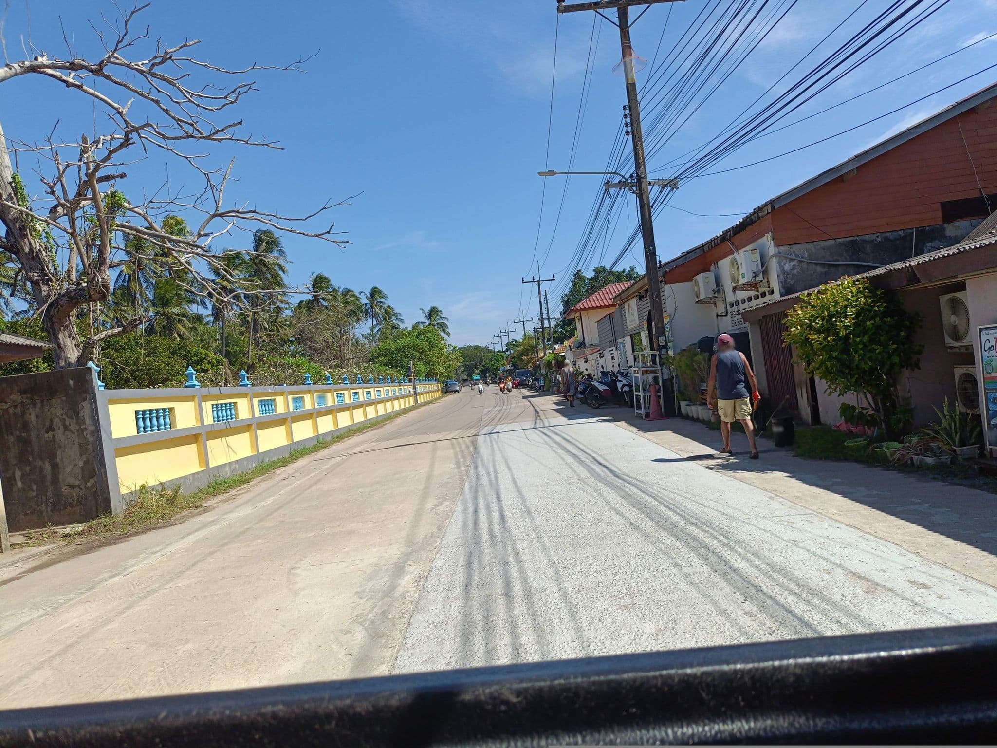 Street view near Baan Kun Kun, Ko Lanta — © skillsy (CC BY-SA · Mapillary)