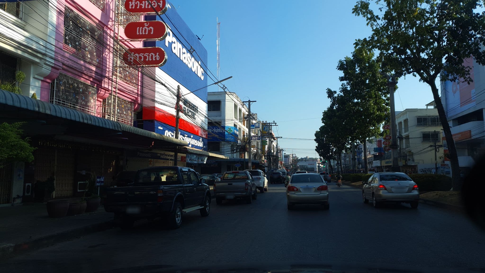 Street view near Baansabaidee, Krabi — © jrcarlsen (CC BY-SA · Mapillary)