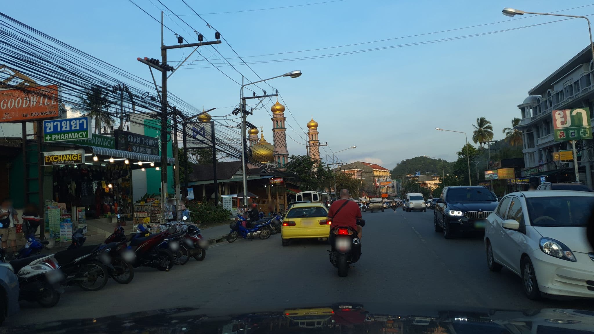 Street view near Vacay Aonang Hotel, Ban Ao Nang — © jrcarlsen (CC BY-SA · Mapillary)
