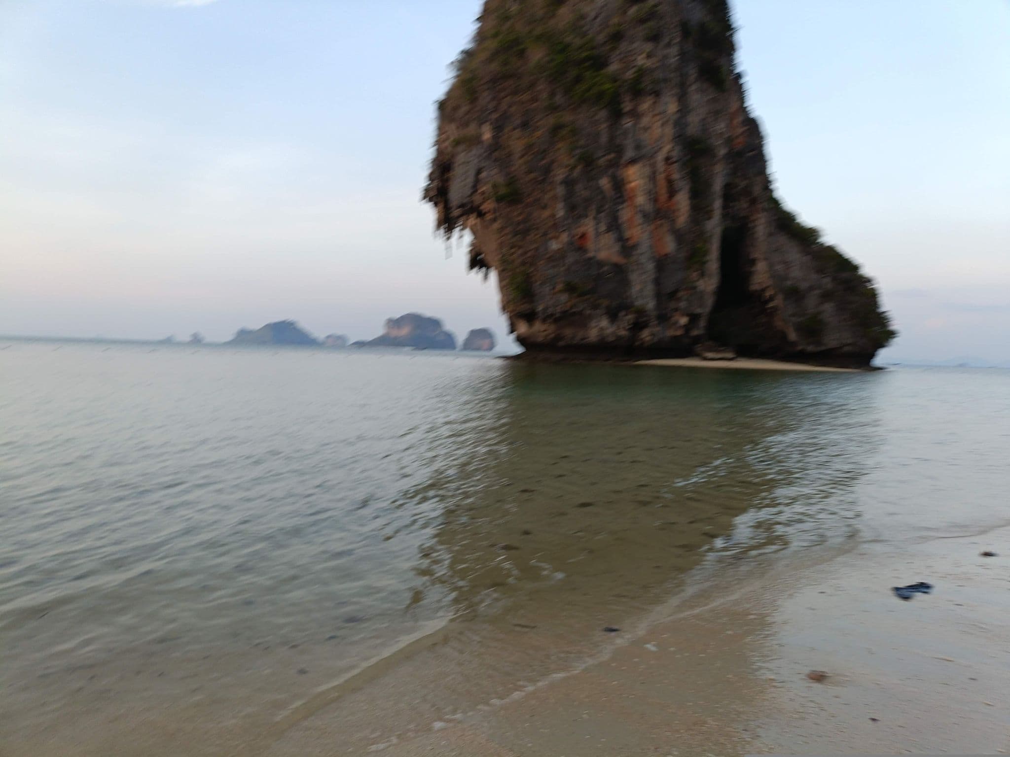 Street view near Rachawadee Hotel, Ban Ao Nang — © skillsy (CC BY-SA · Mapillary)