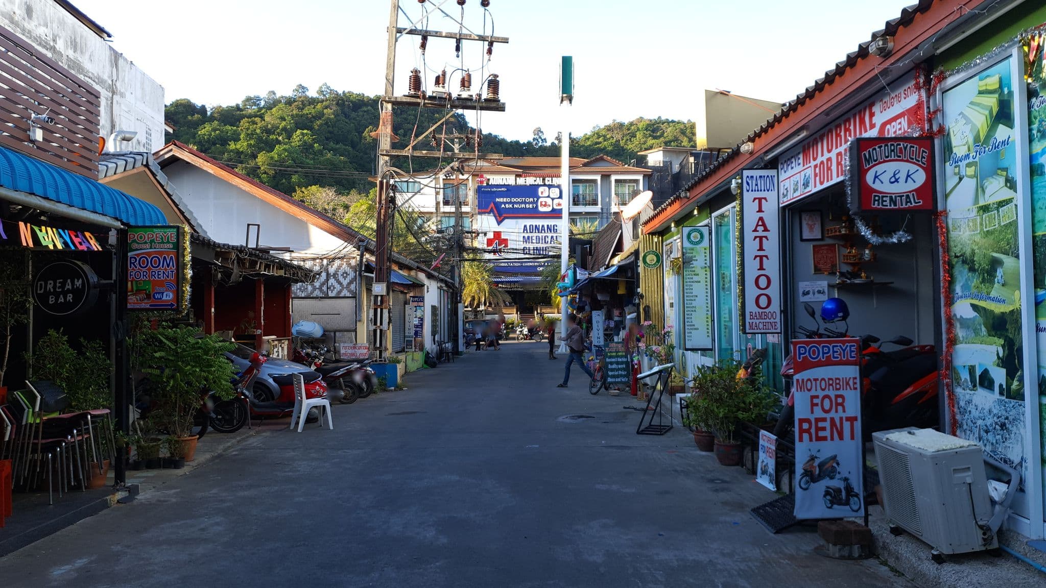 Street view near Ravandah Hotel, Ban Ao Nang — © jrcarlsen (CC BY-SA · Mapillary)