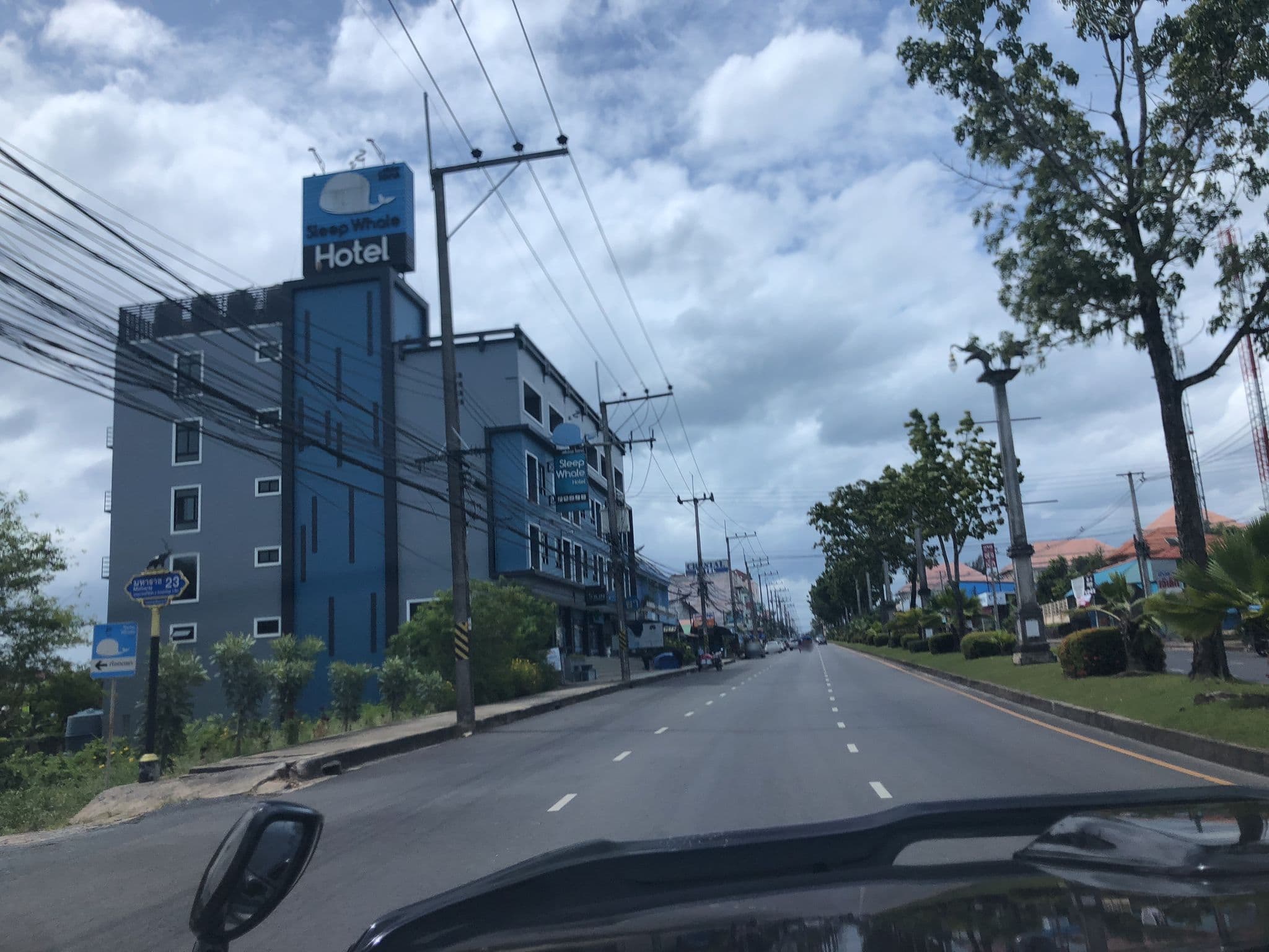 Street view near Inn & Omm Bed and breakfast, Krabi — © pimpitcha (CC BY-SA · Mapillary)