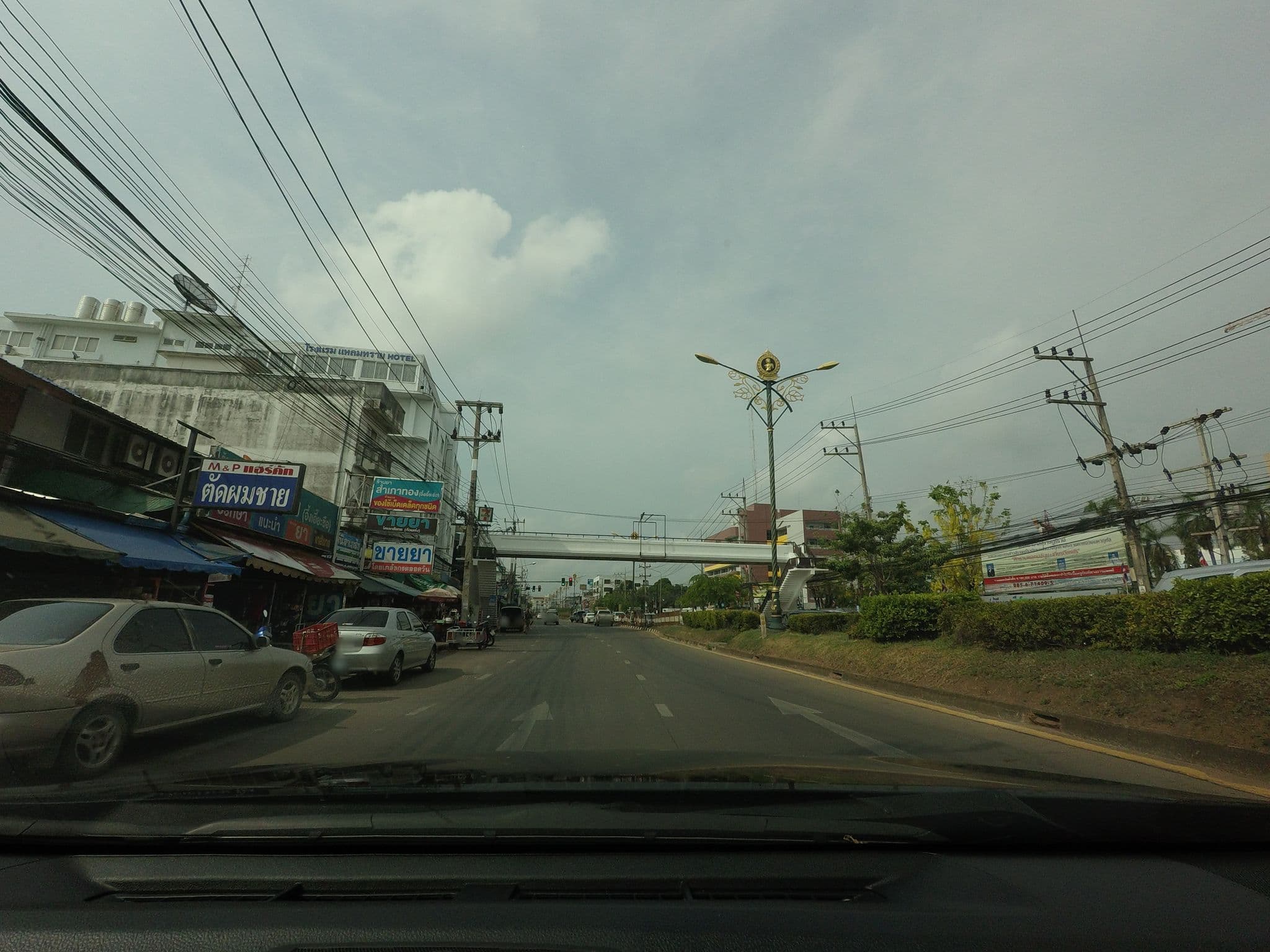 Street view near โรงแรมแหลมทราย, Surat Thani — © mishari (CC BY-SA · Mapillary)