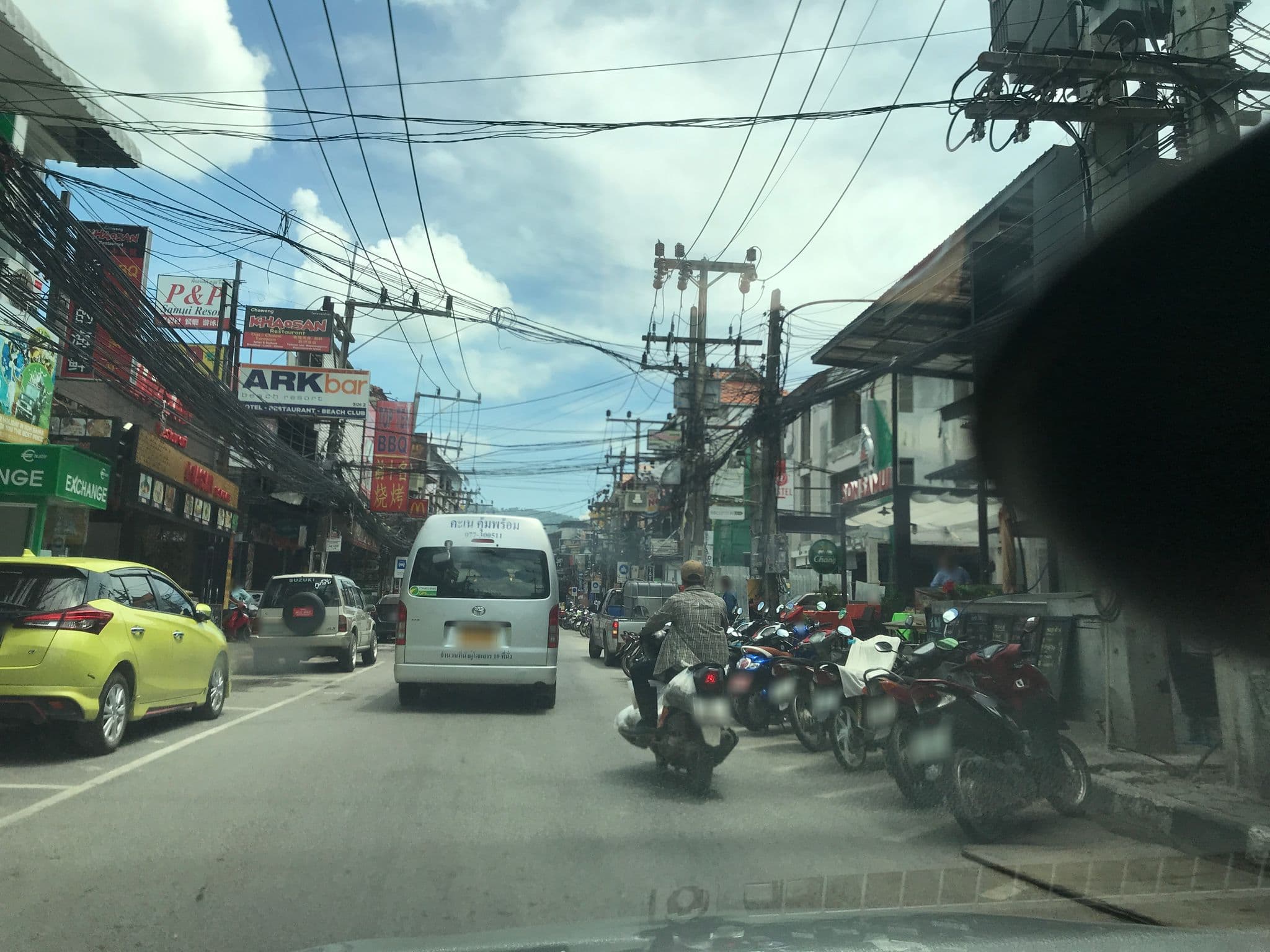 Street view near behind the scene hostel, Ko Samui — © kchere16 (CC BY-SA · Mapillary)
