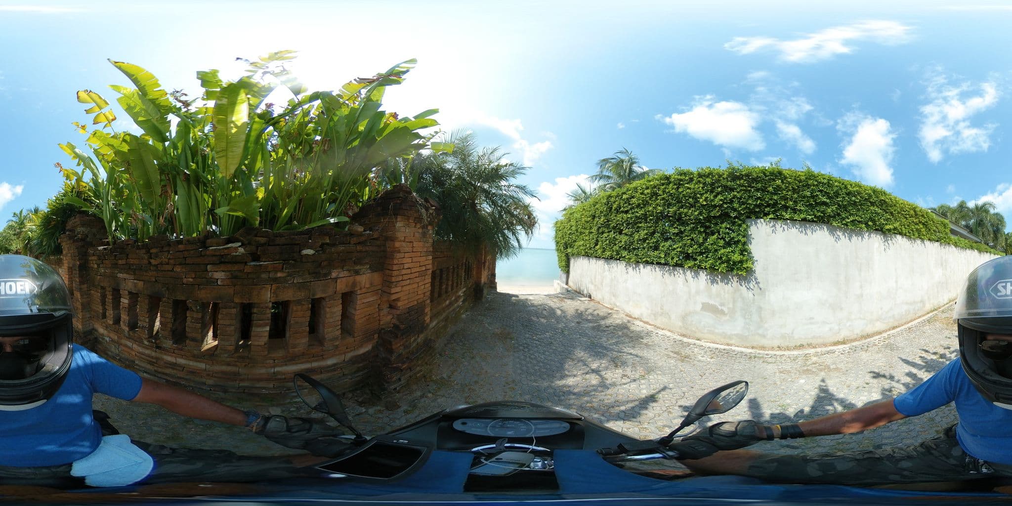 Street view near Baan Mika, Ko Samui — © garok (CC BY-SA · Mapillary)