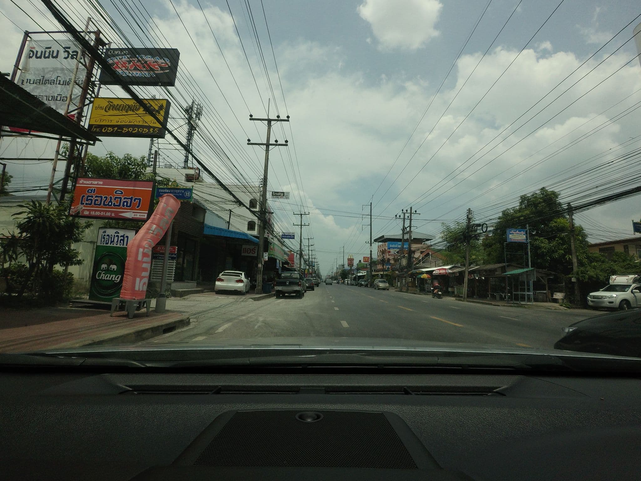Street view near จินตฤทัย รีสอร์ท, Nakhon Si Thammarat — © mishari (CC BY-SA · Mapillary)