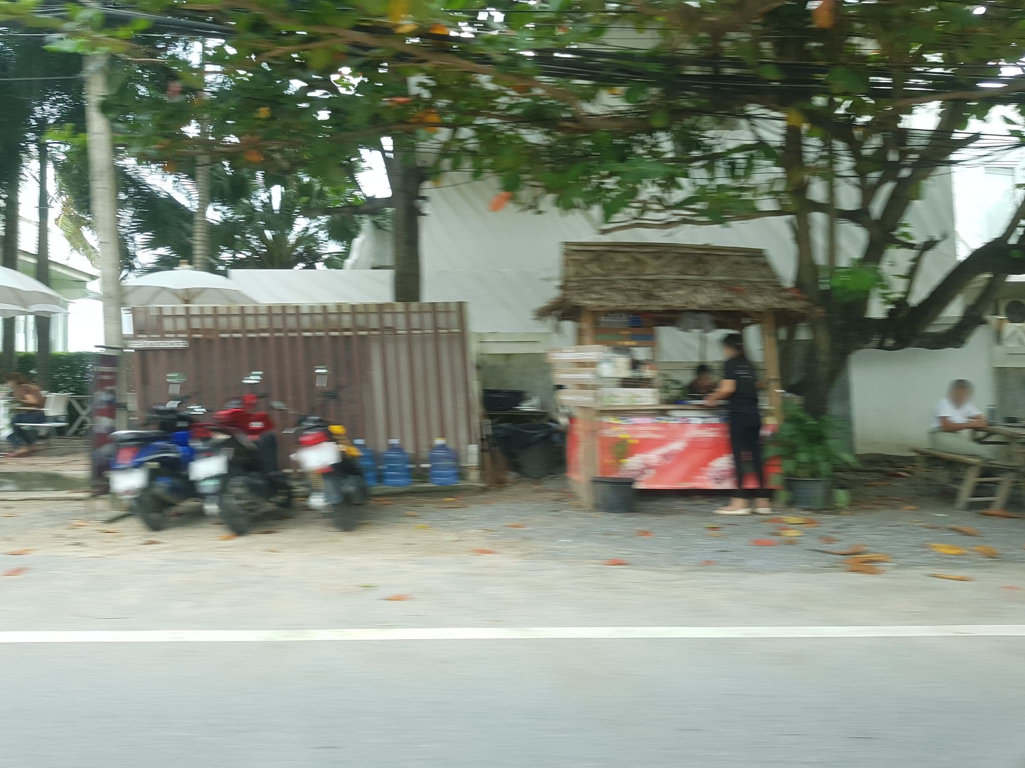 Street view near Villa Nalinnadda Koh Samui, Ko Samui — © rororo (CC BY-SA · Mapillary)