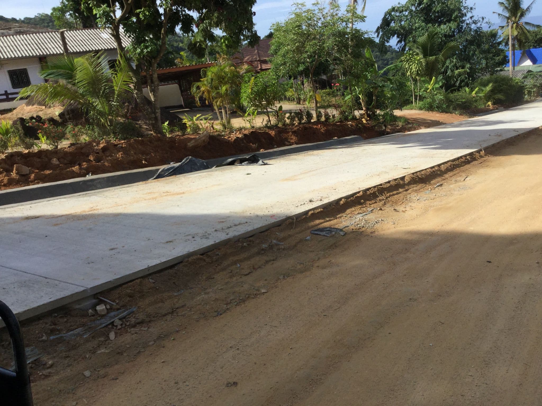 Street view near Retro Mountain, Ko Pha Ngan — © mapconcierge (CC BY-SA · Mapillary)