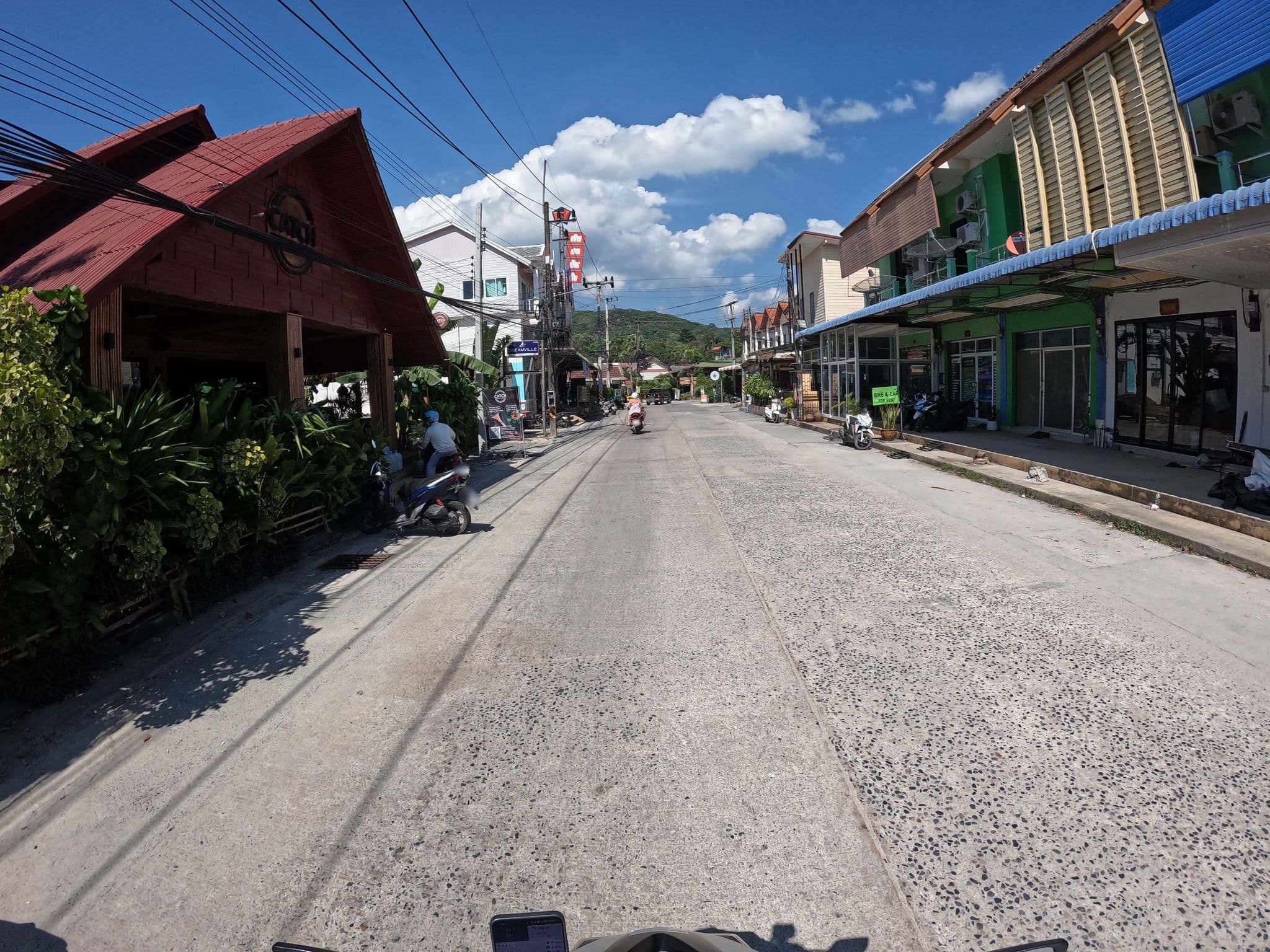 Street view near Asia Hotel, Ko Pha Ngan — © lucomsky (CC BY-SA · Mapillary)