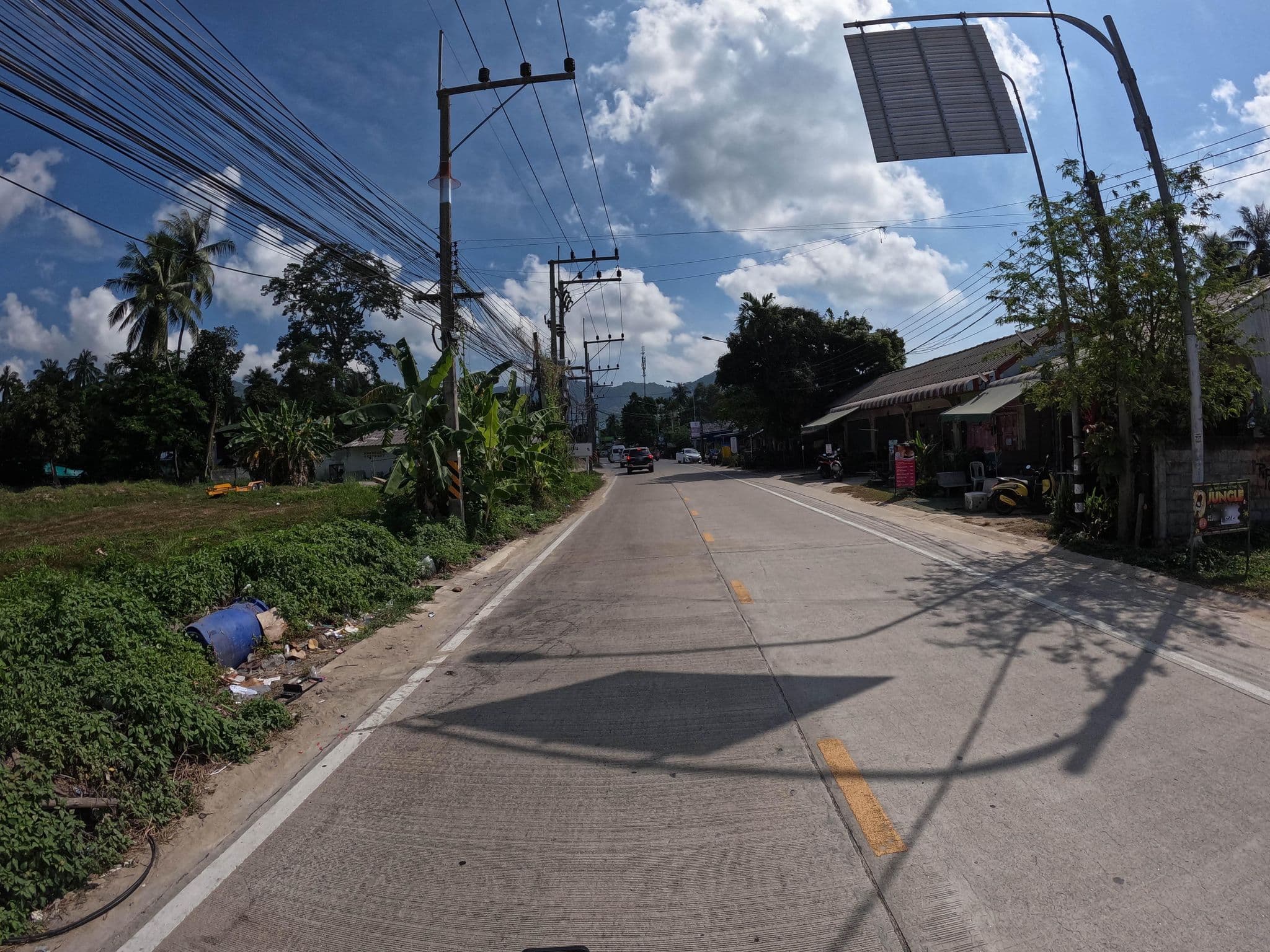 Street view near RASANANDA, Ko Pha Ngan — © lucomsky (CC BY-SA · Mapillary)