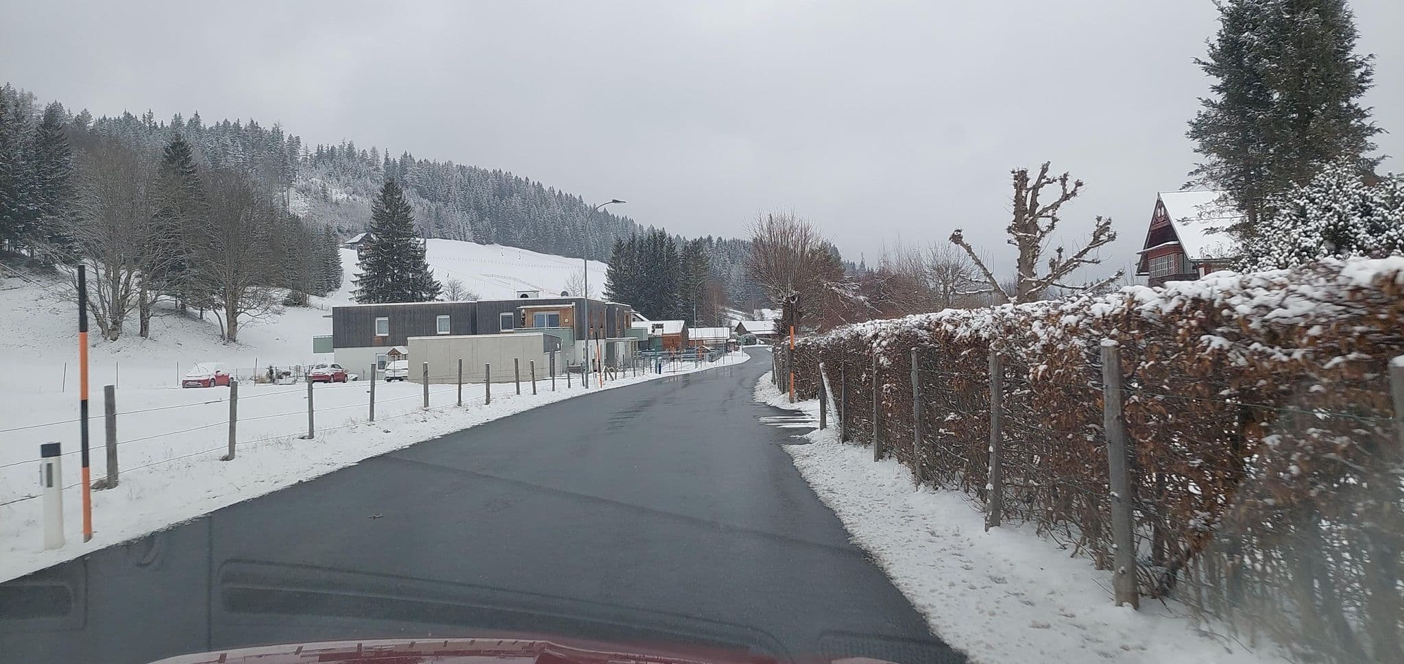 Street view near Volenter, Mariazell — © gzin (CC BY-SA · Mapillary)