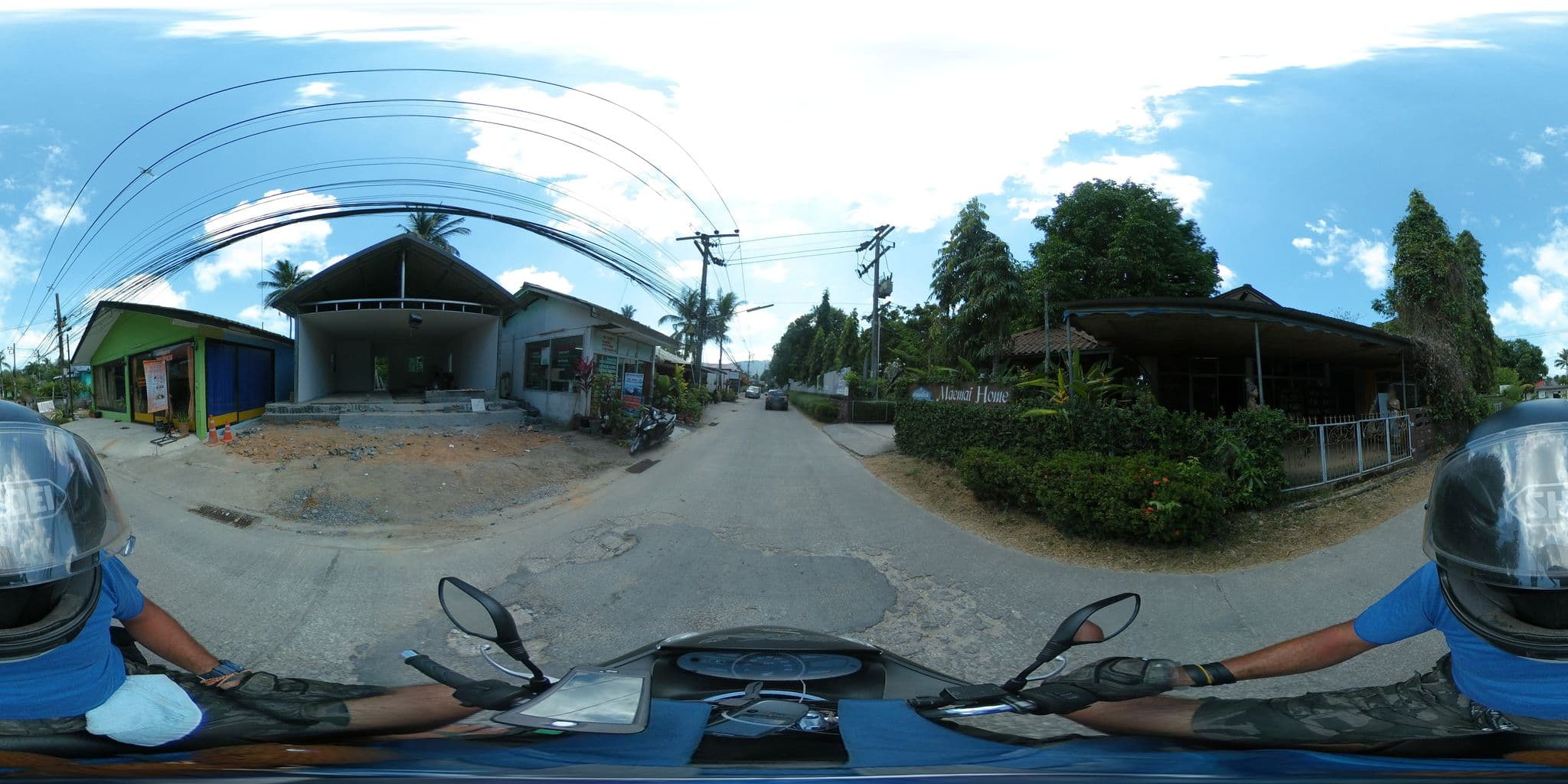 Street view near Mae Mai Home Bungalows, Ko Samui — © garok (CC BY-SA · Mapillary)
