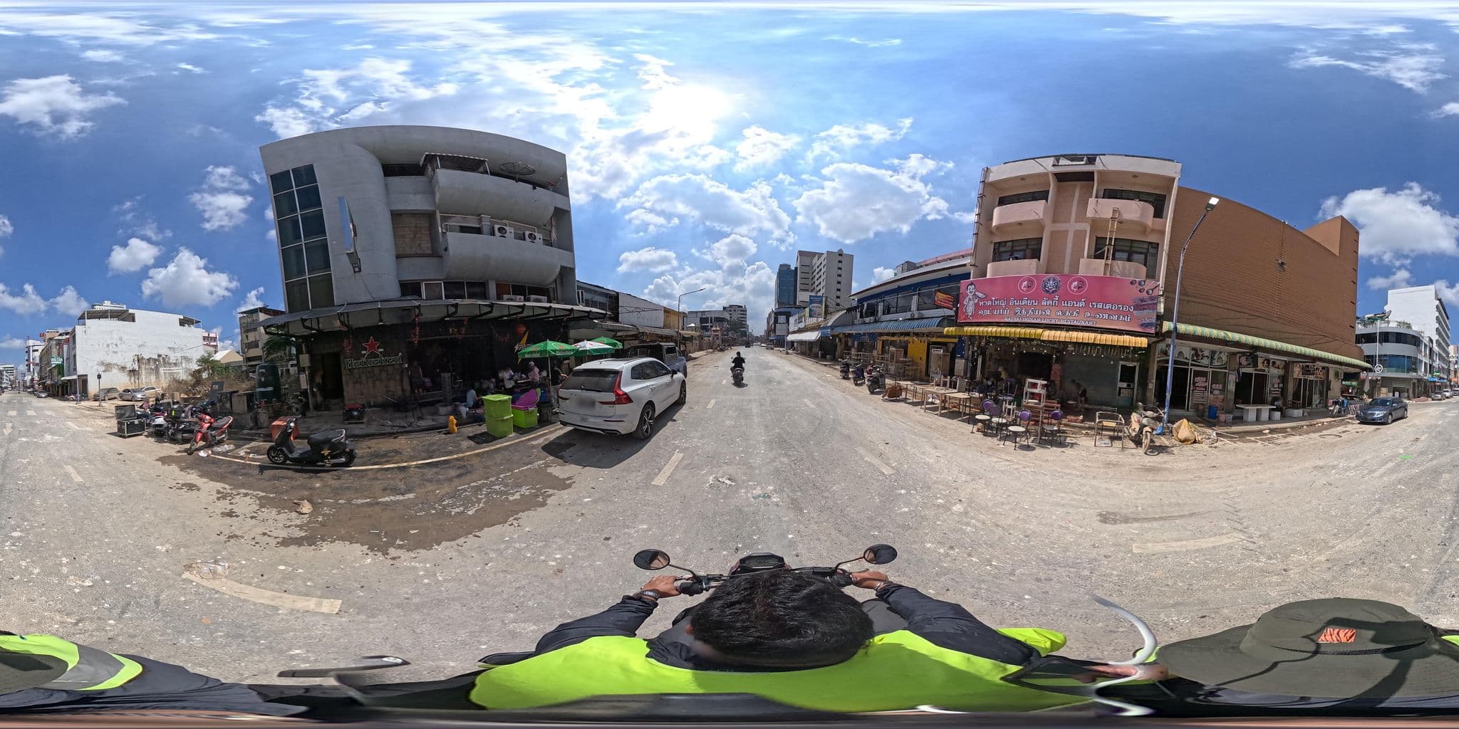 Street view near โรงแรมหาดใหญ่เซ็นทรัล, Hat Yai — © PMU-B (CC BY-SA · Mapillary)