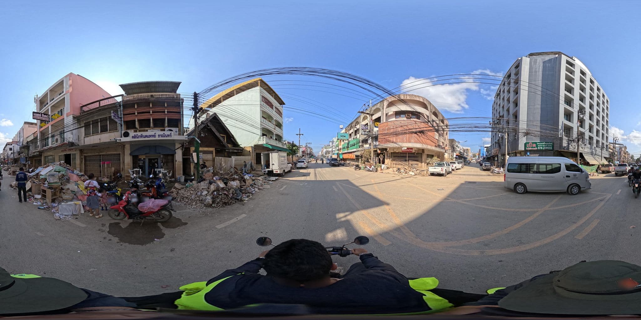 Street view near โรงแรมหาดใหญ่ฮอลิเดย์, Hat Yai — © PMU-B (CC BY-SA · Mapillary)