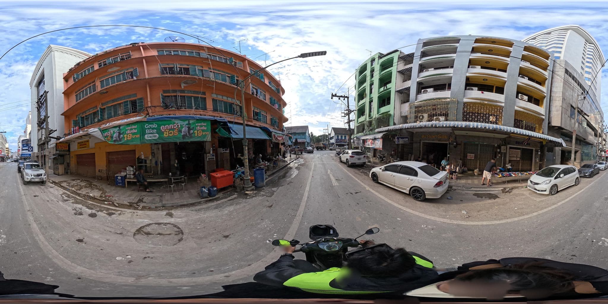 Street view near โรงแรมราชา, Hat Yai — © PMU-B (CC BY-SA · Mapillary)