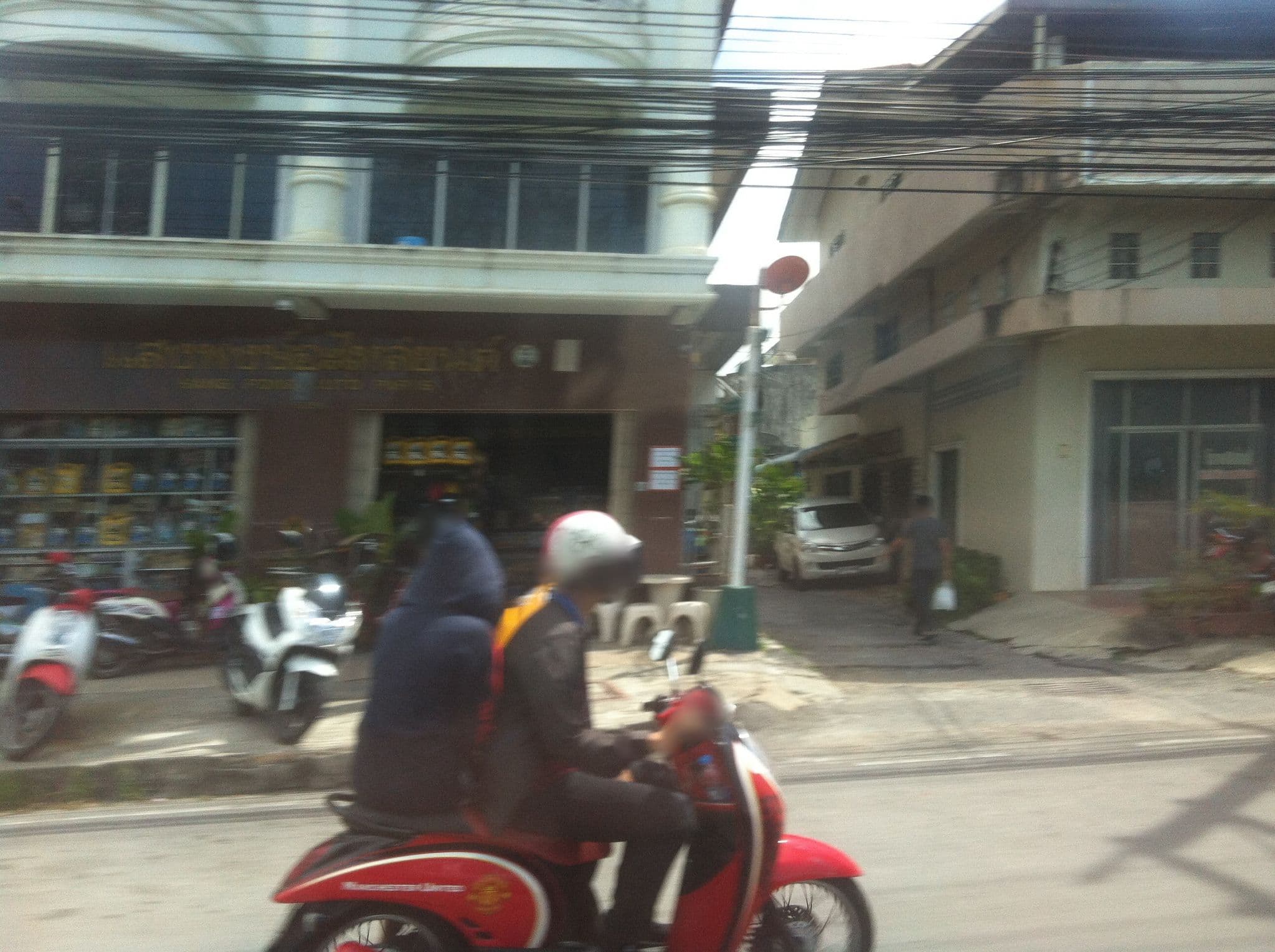 Street view near city hotel, Songkhla — © e5150 (CC BY-SA · Mapillary)