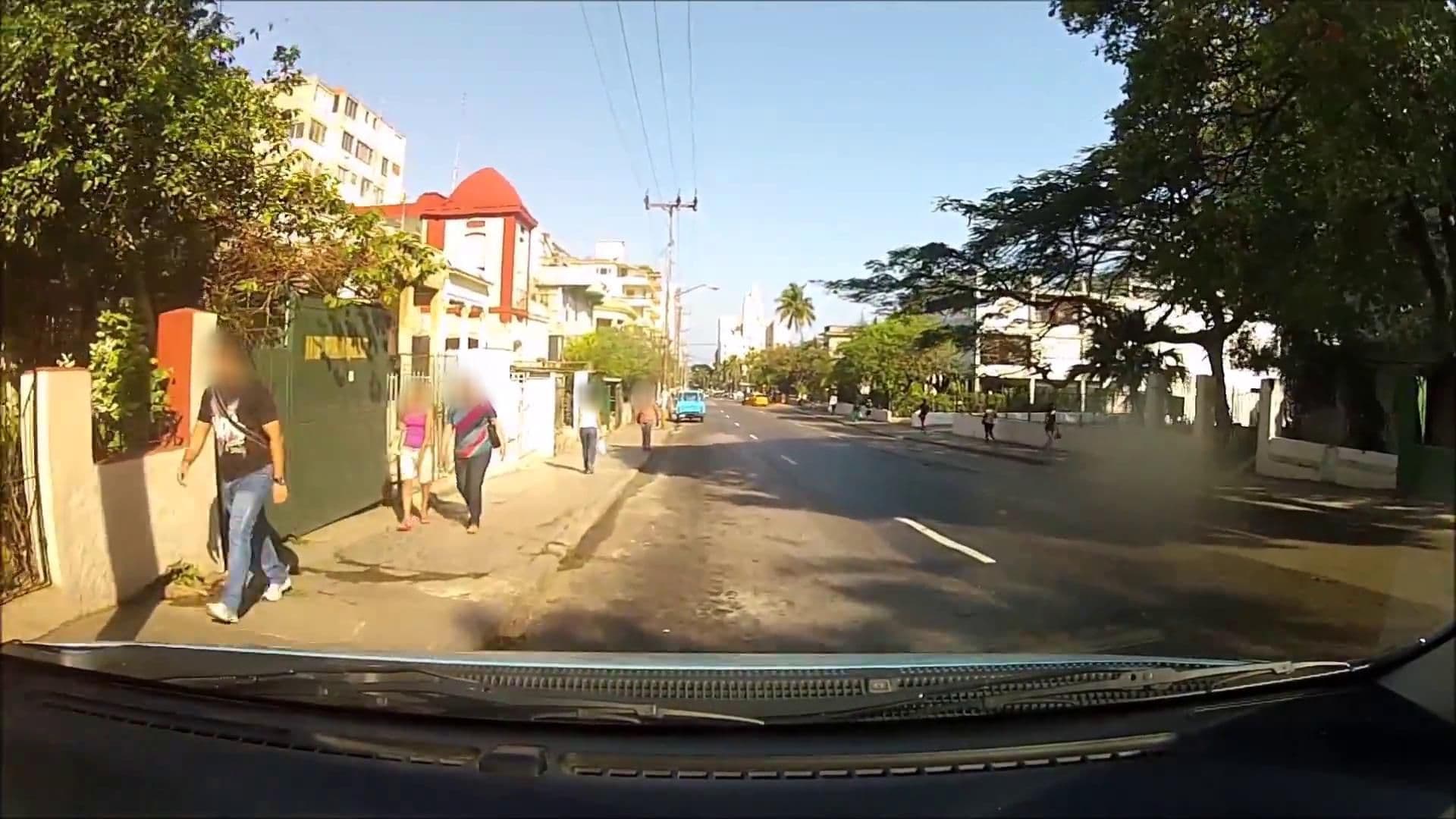 Street view near Renta de Habitación, Havana — © cut (CC BY-SA · Mapillary)