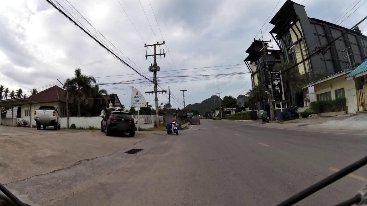 Street view near AT T Boutique Hotel, Prachuap Khiri Khan — © ratirat (CC BY-SA · Mapillary)