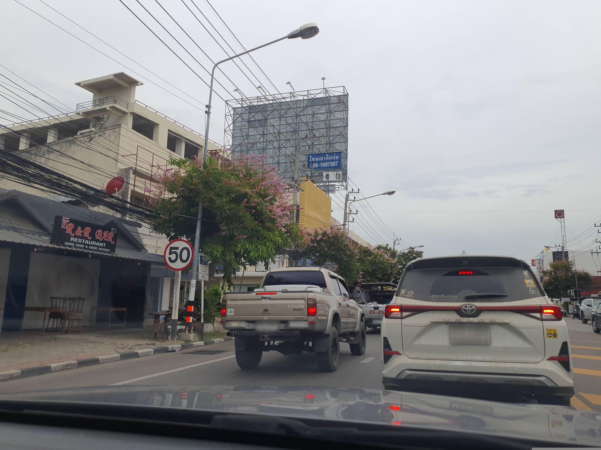 Street view near Maven Hotel, Hua Hin — © jrcarlsen (CC BY-SA · Mapillary)