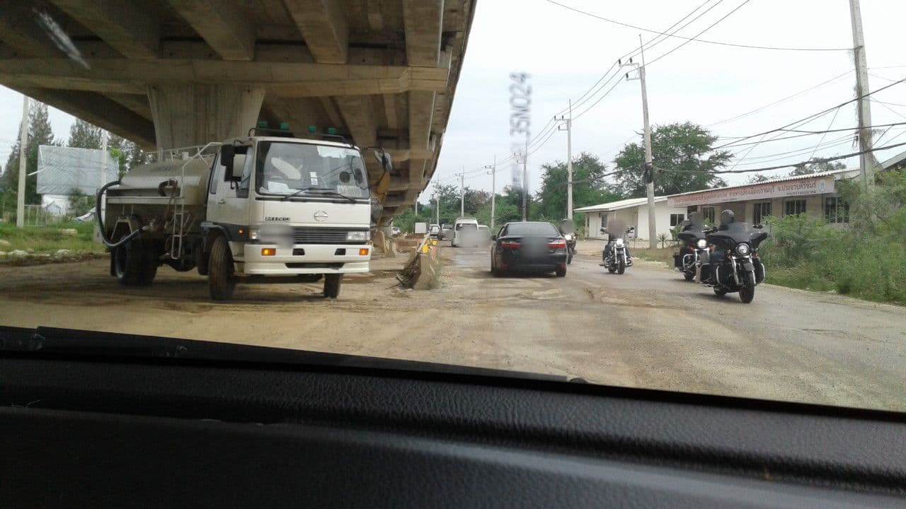 Street view near โรงแรมภัทรพร, Pran Buri — © rariyaso (CC BY-SA · Mapillary)