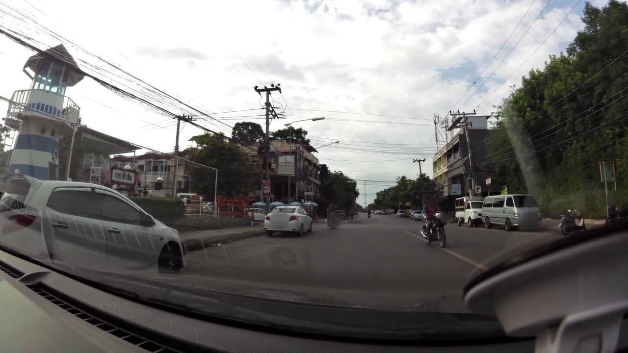 Street view near Remix Photo House, Hua Hin — © rariyaso (CC BY-SA · Mapillary)