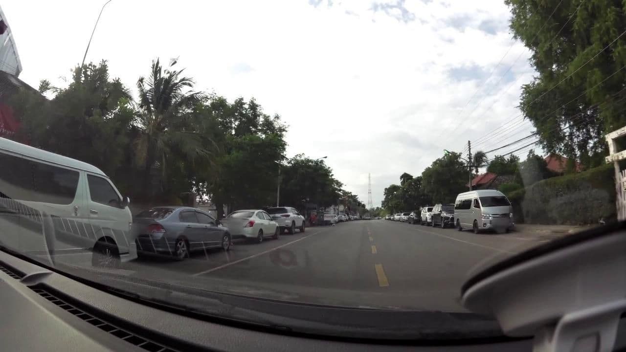 Street view near แสงไทย รีสอร์ท (หัวหิน), Hua Hin — © rariyaso (CC BY-SA · Mapillary)