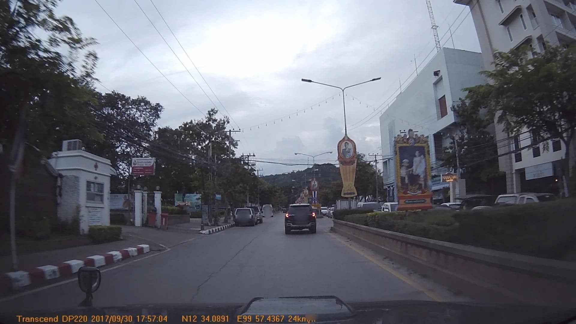 Street view near MANATHAI Hua Hin, Hua Hin — © mapcreator (CC BY-SA · Mapillary)
