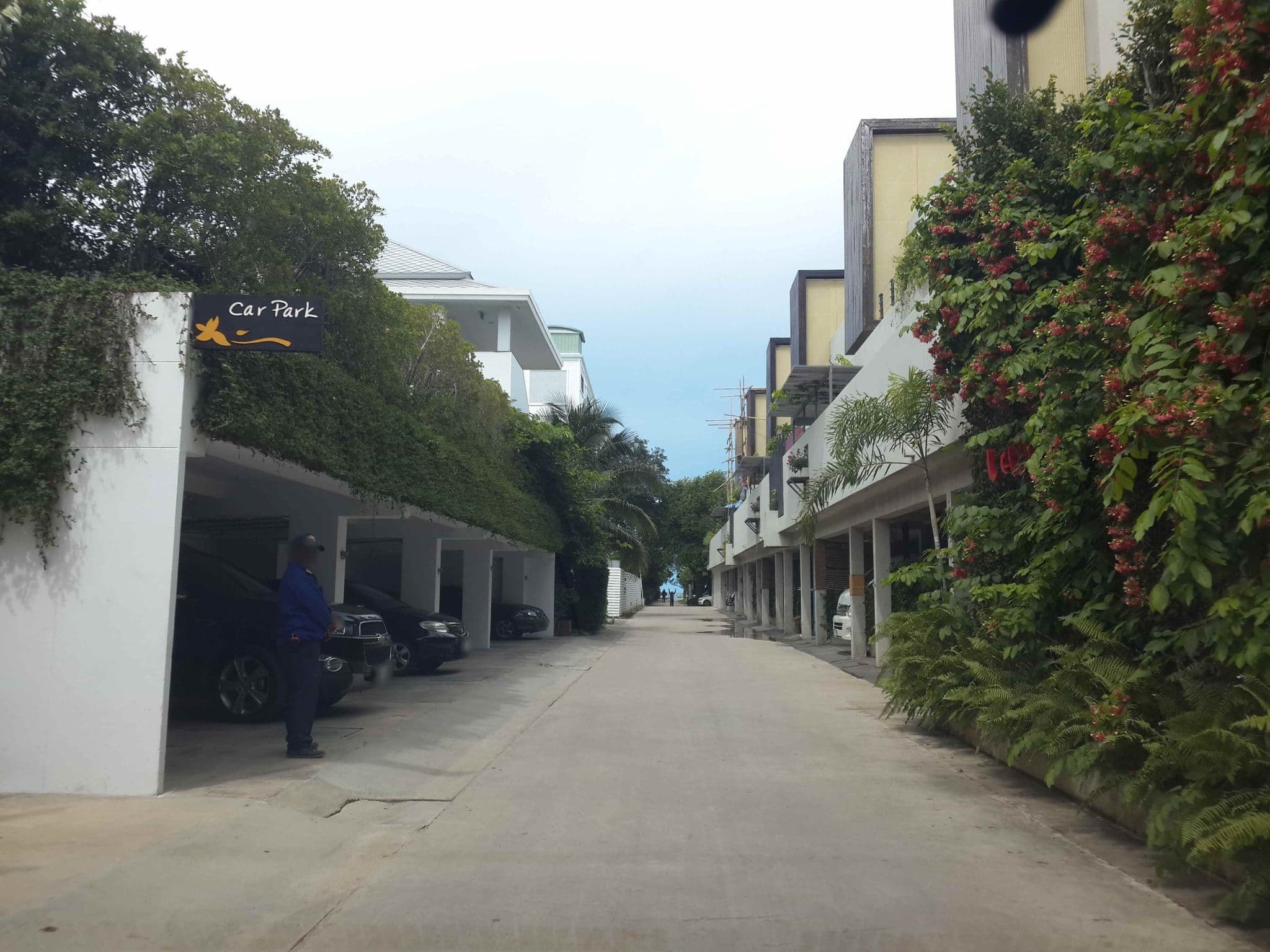 Street view near Let's Sea Hua Hin Room 17, Hua Hin — © mishari (CC BY-SA · Mapillary)