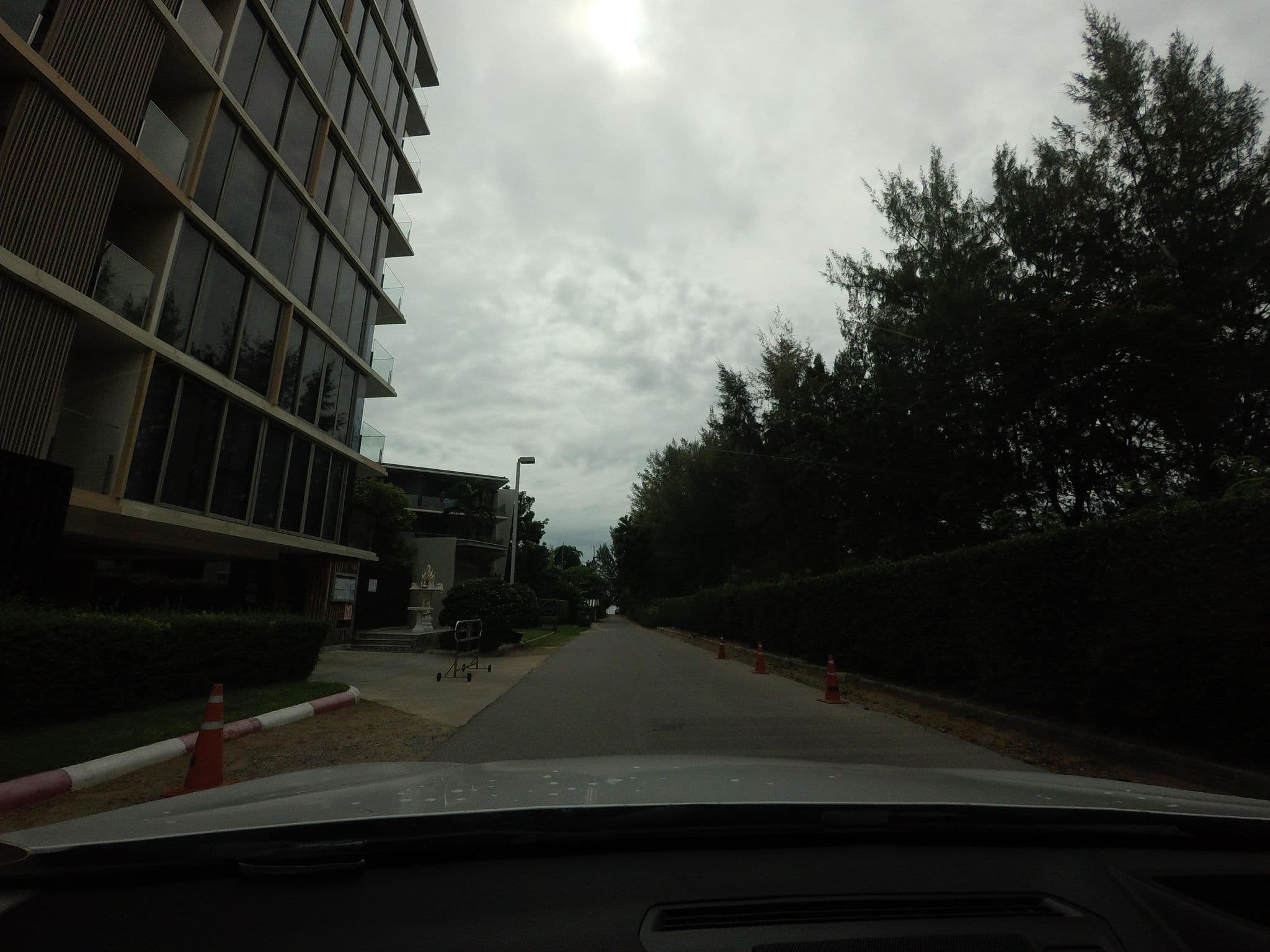 Street view near Rooftop Swimming Pool @ Sanctuary Hua Hin, Hua Hin — © mishari (CC BY-SA · Mapillary)