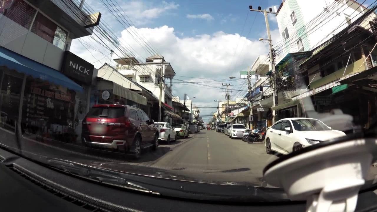Street view near Huahin Paradise Boutique Guesthouse, Hua Hin — © rariyaso (CC BY-SA · Mapillary)