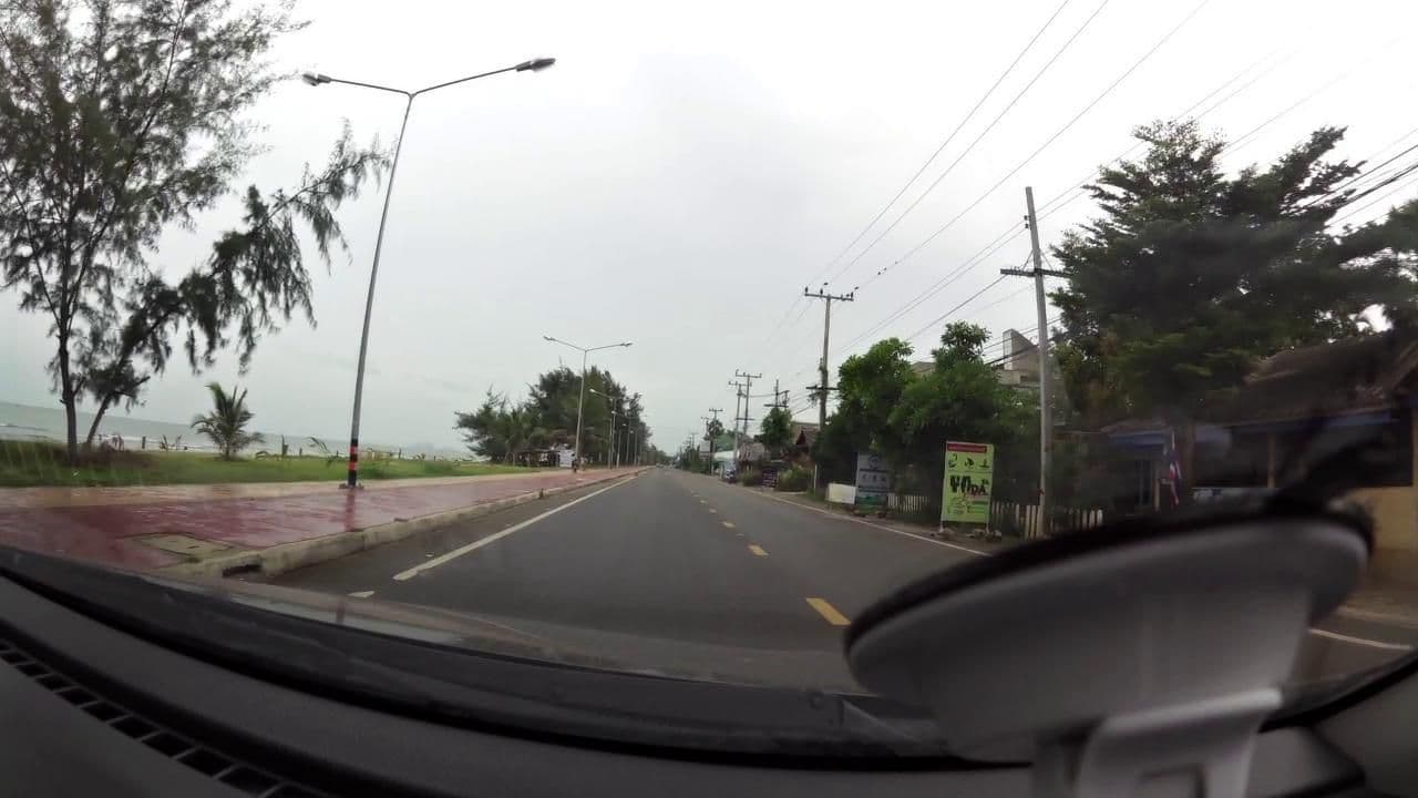 Street view near Pink Room @Preeburan Resort, Pran Buri — © rariyaso (CC BY-SA · Mapillary)