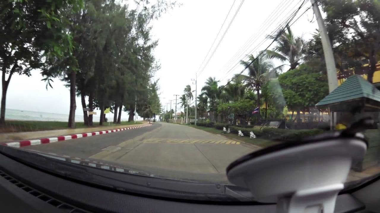 Street view near Baachus Resort, Pran Buri — © rariyaso (CC BY-SA · Mapillary)