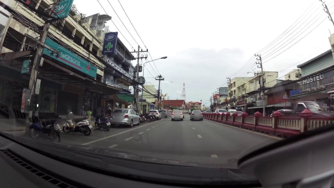 Street view near The Moon Hostel, Hua Hin — © rariyaso (CC BY-SA · Mapillary)
