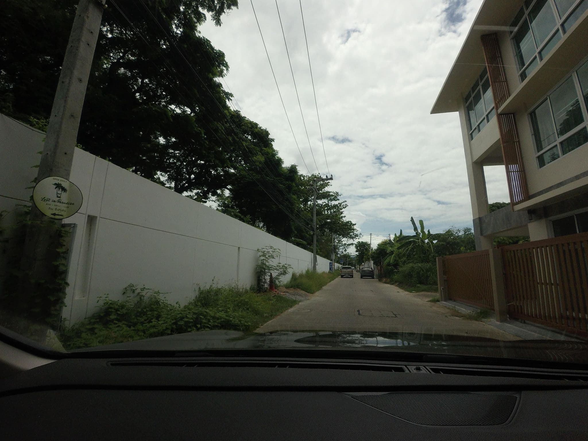 Street view near พริ้น การ์เด้น วิลล่า หัวหิน, Hua Hin — © mishari (CC BY-SA · Mapillary)